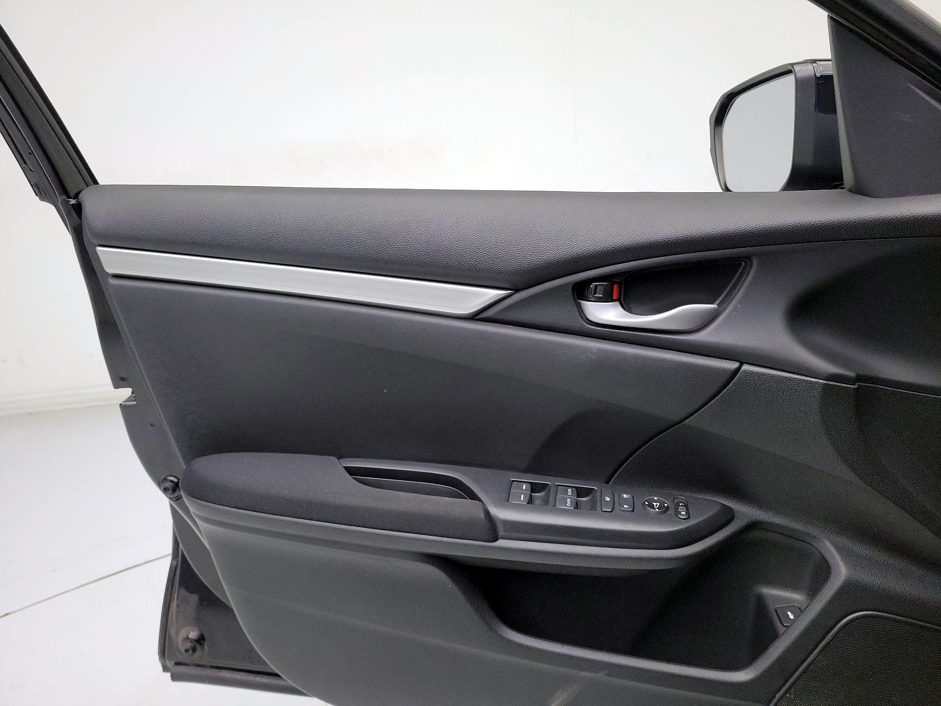 Thumbnail: 2019 Honda Civic - 12