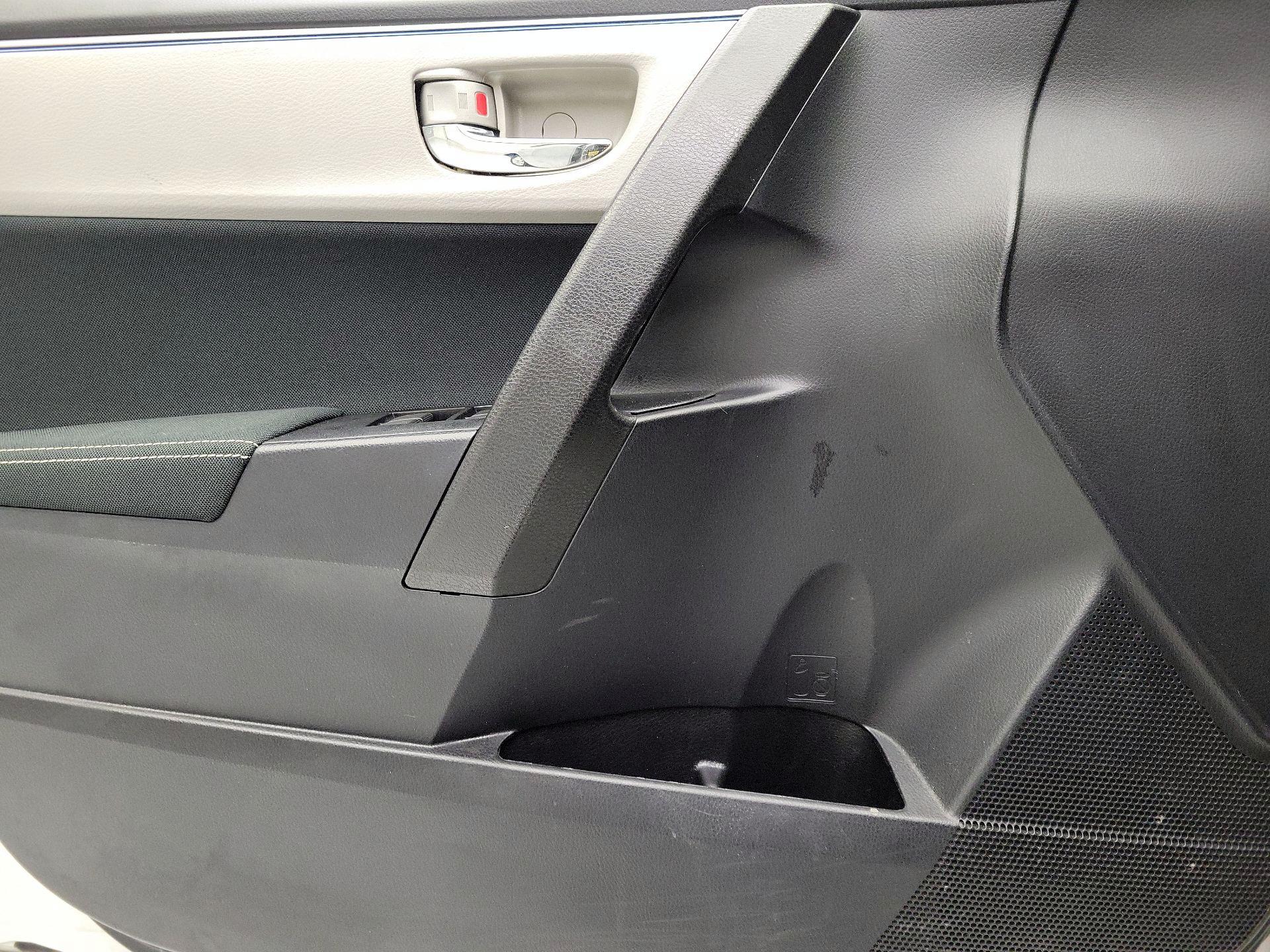 Thumbnail: 2016 Toyota Corolla - 12