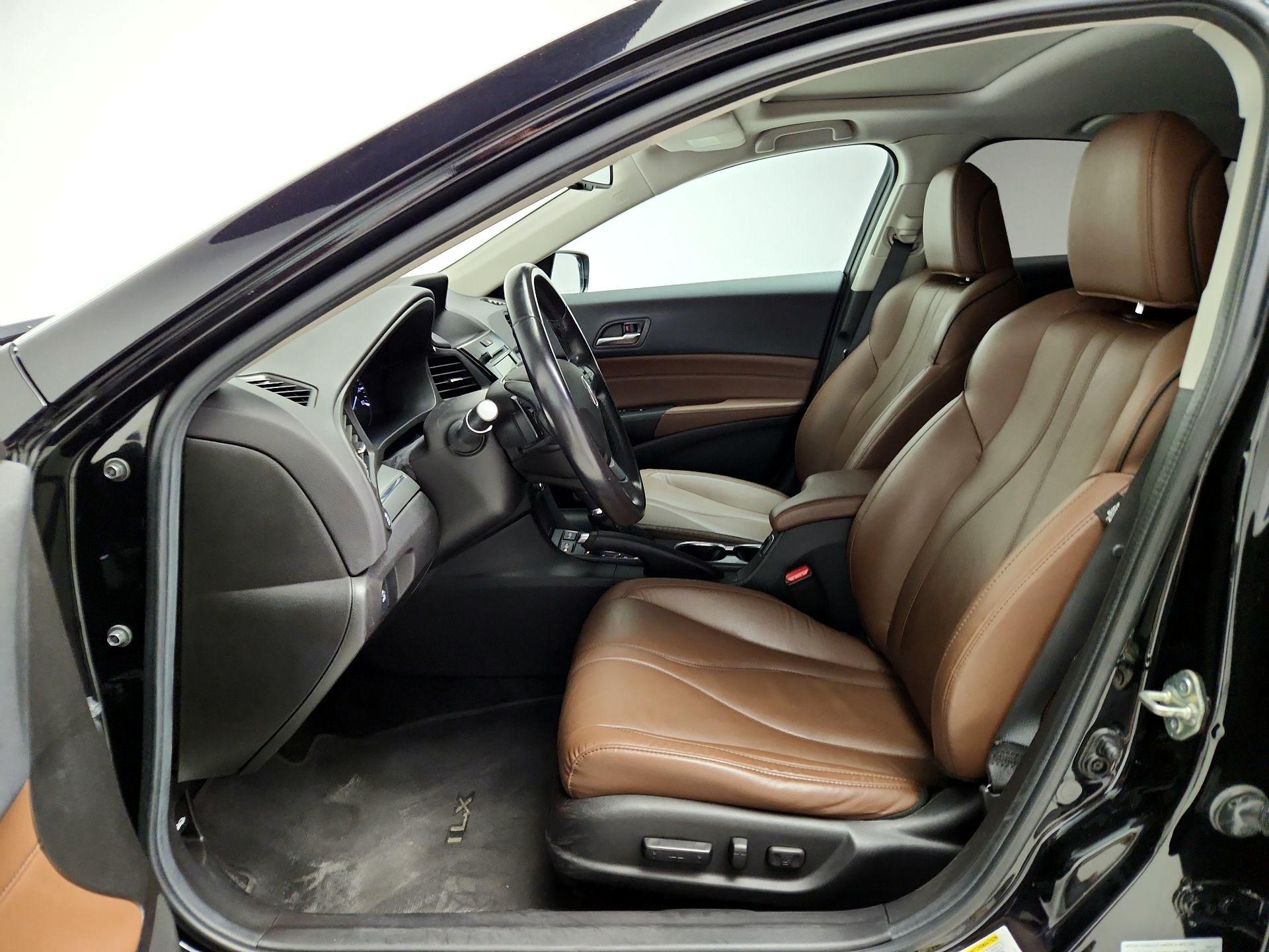 Thumbnail: 2020 Acura ILX - 11