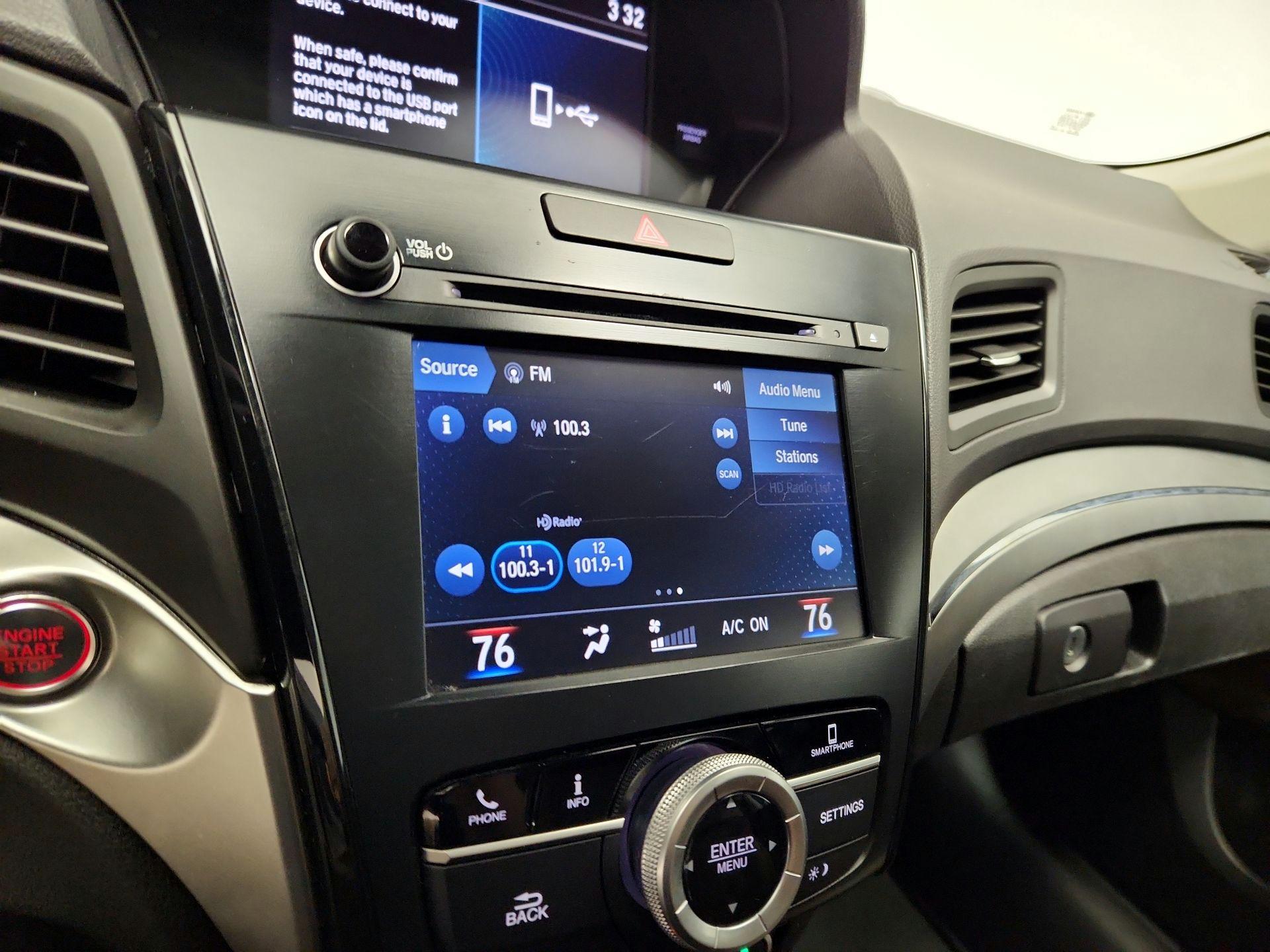 Thumbnail: 2020 Acura ILX - 15