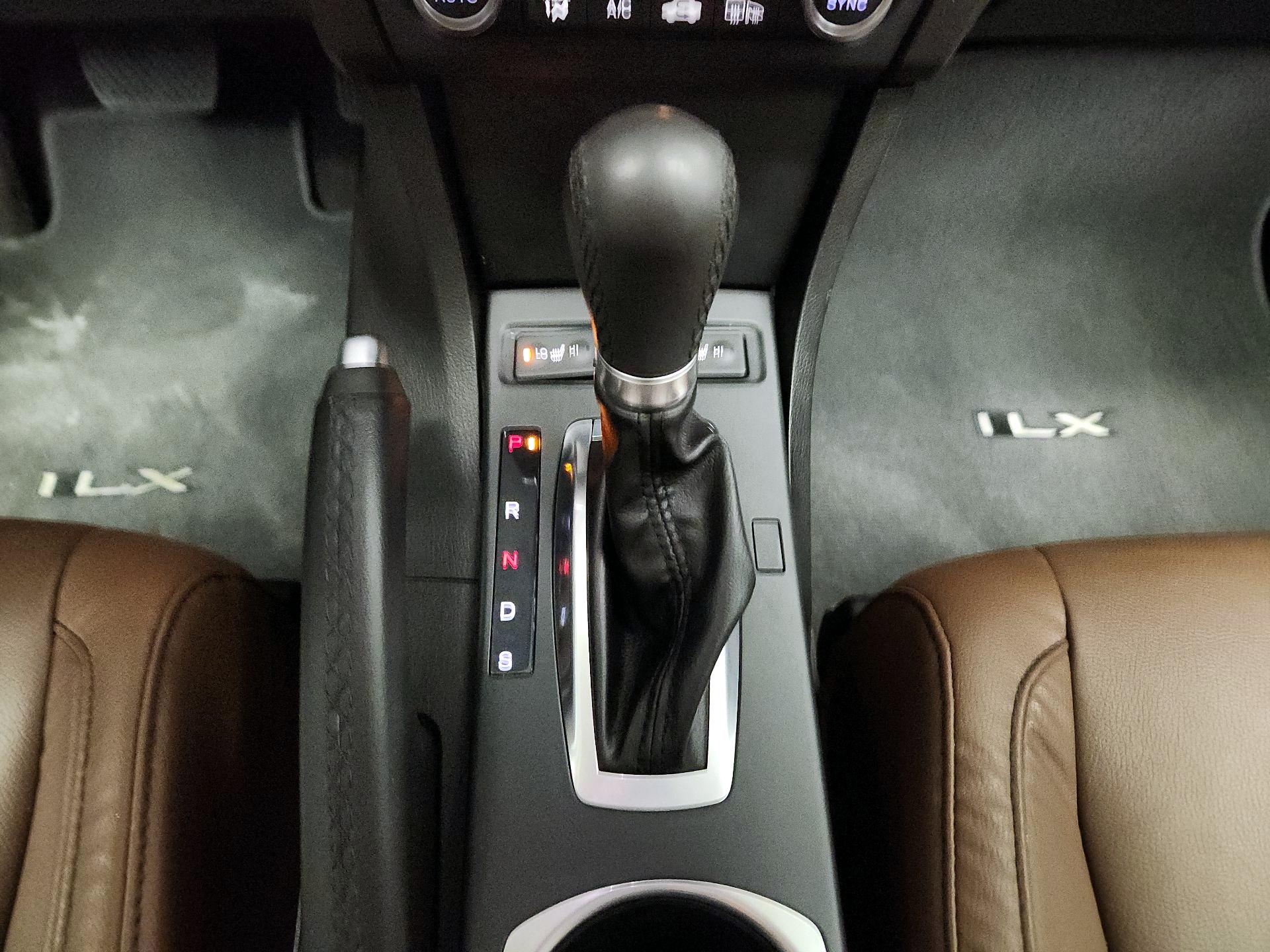 Thumbnail: 2020 Acura ILX - 17