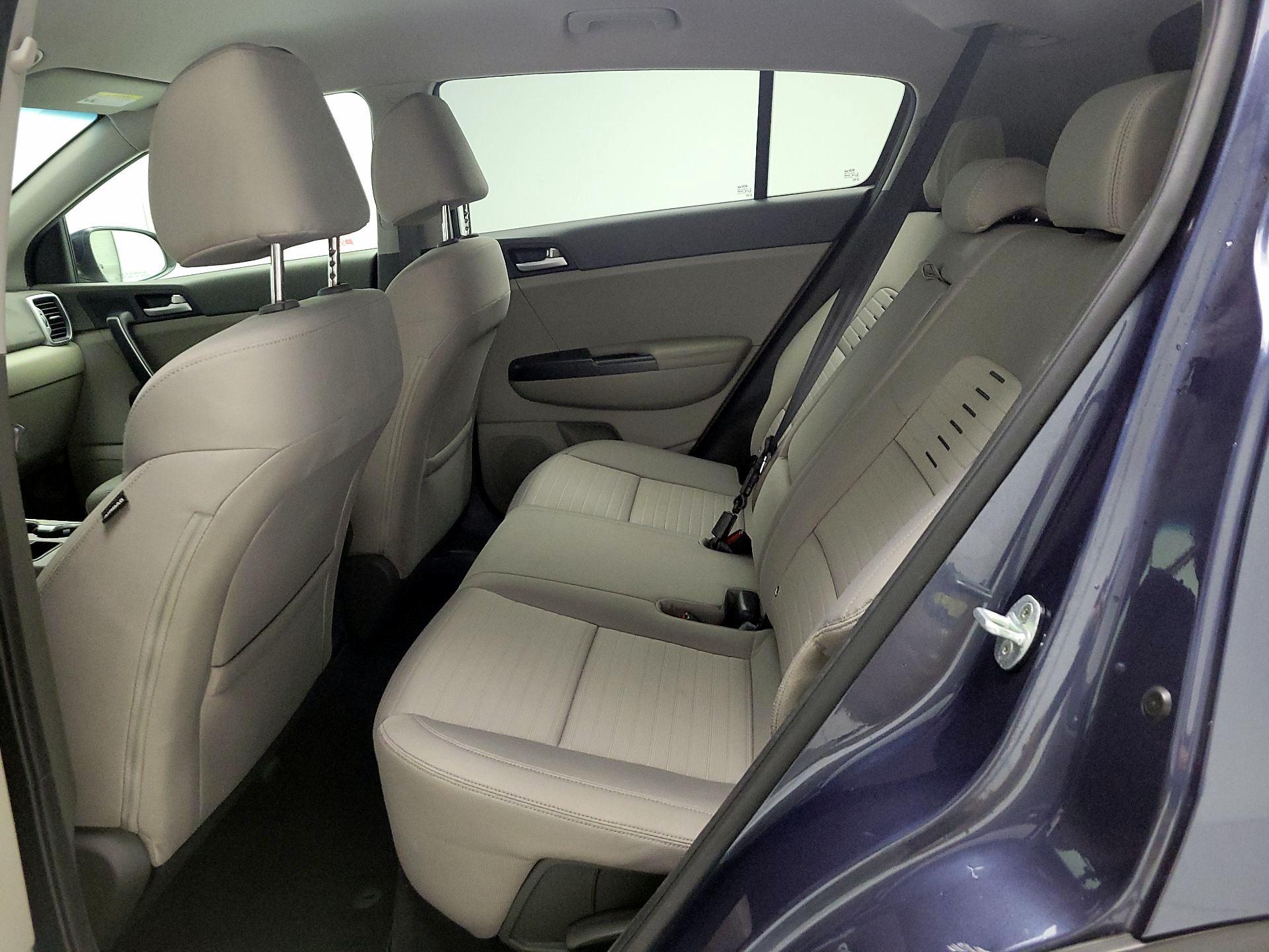 Thumbnail: 2017 Kia Sportage - 19