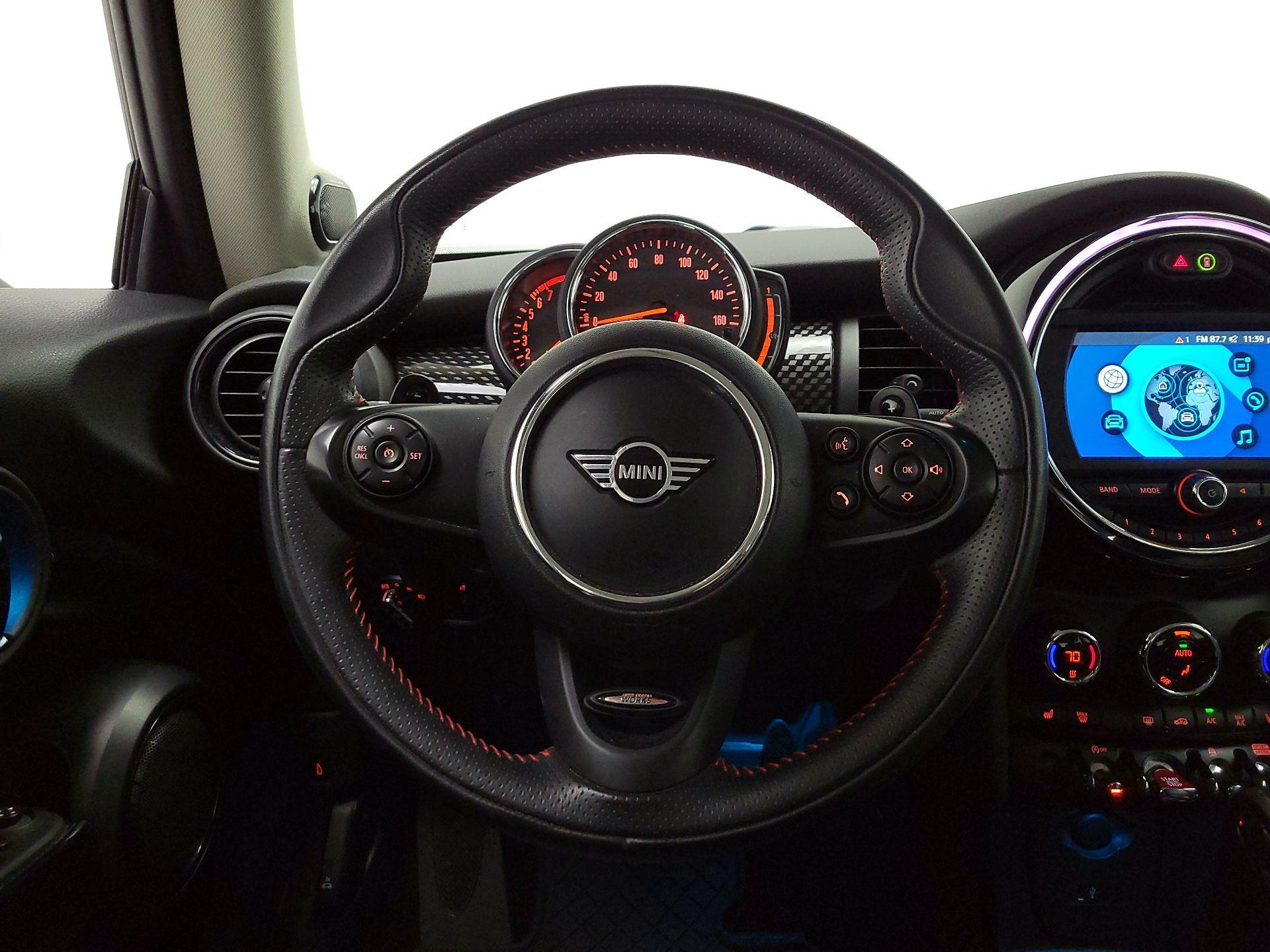 Thumbnail: 2019 MINI Cooper Hardtop - 10