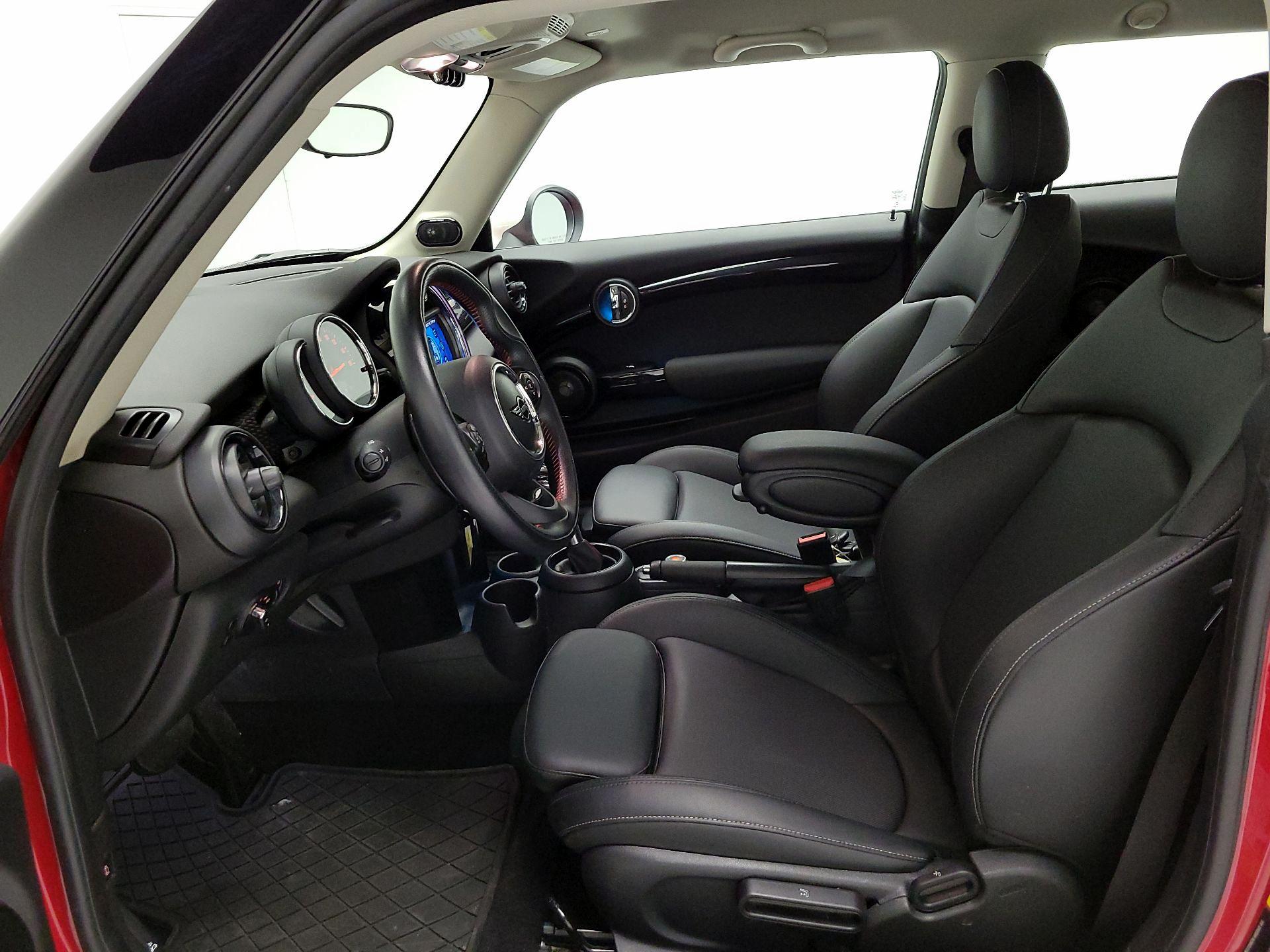 Thumbnail: 2019 MINI Cooper Hardtop - 11