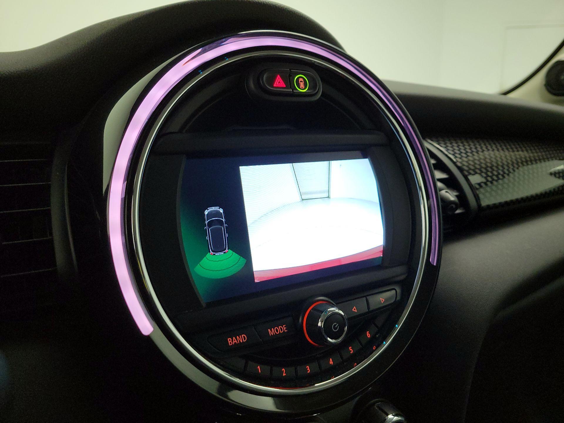 Thumbnail: 2019 MINI Cooper Hardtop - 13