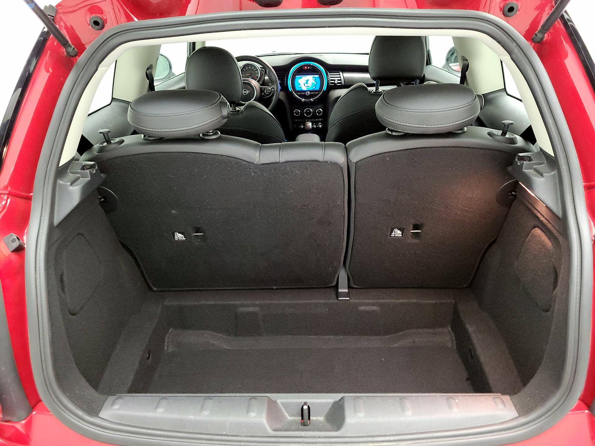 Thumbnail: 2019 MINI Cooper Hardtop - 19