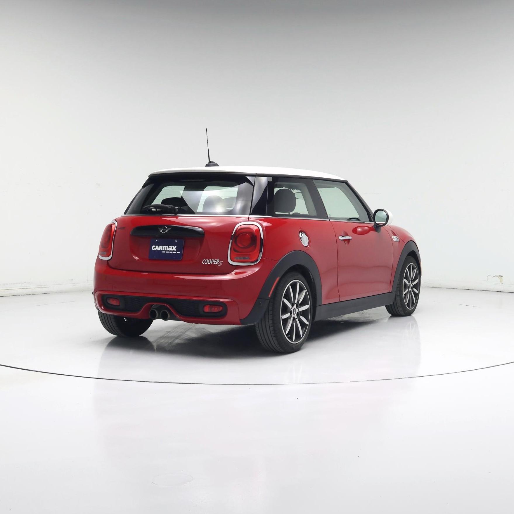 Thumbnail: 2019 MINI Cooper Hardtop - 4
