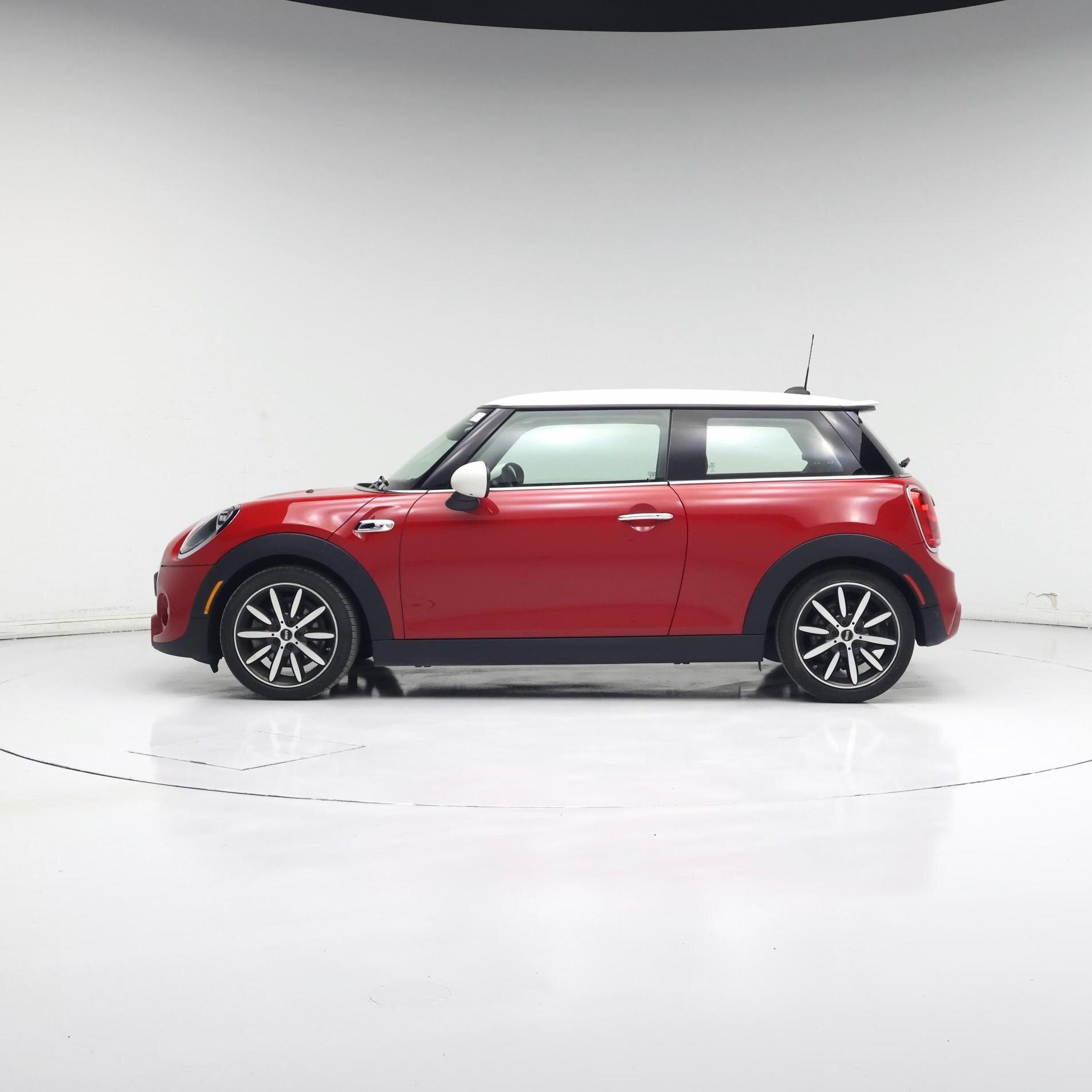 Thumbnail: 2019 MINI Cooper Hardtop - 7