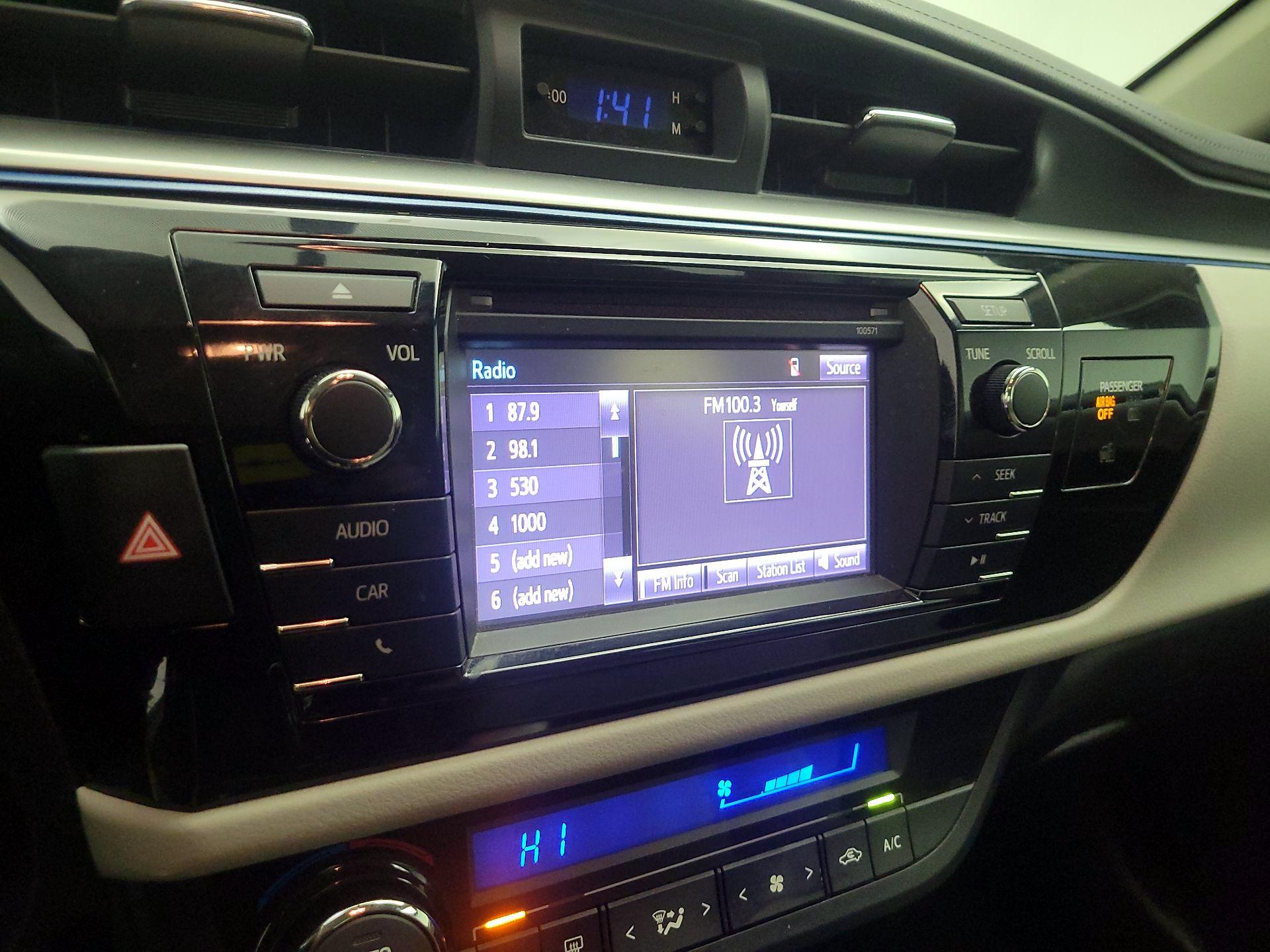 Thumbnail: 2016 Toyota Corolla - 14