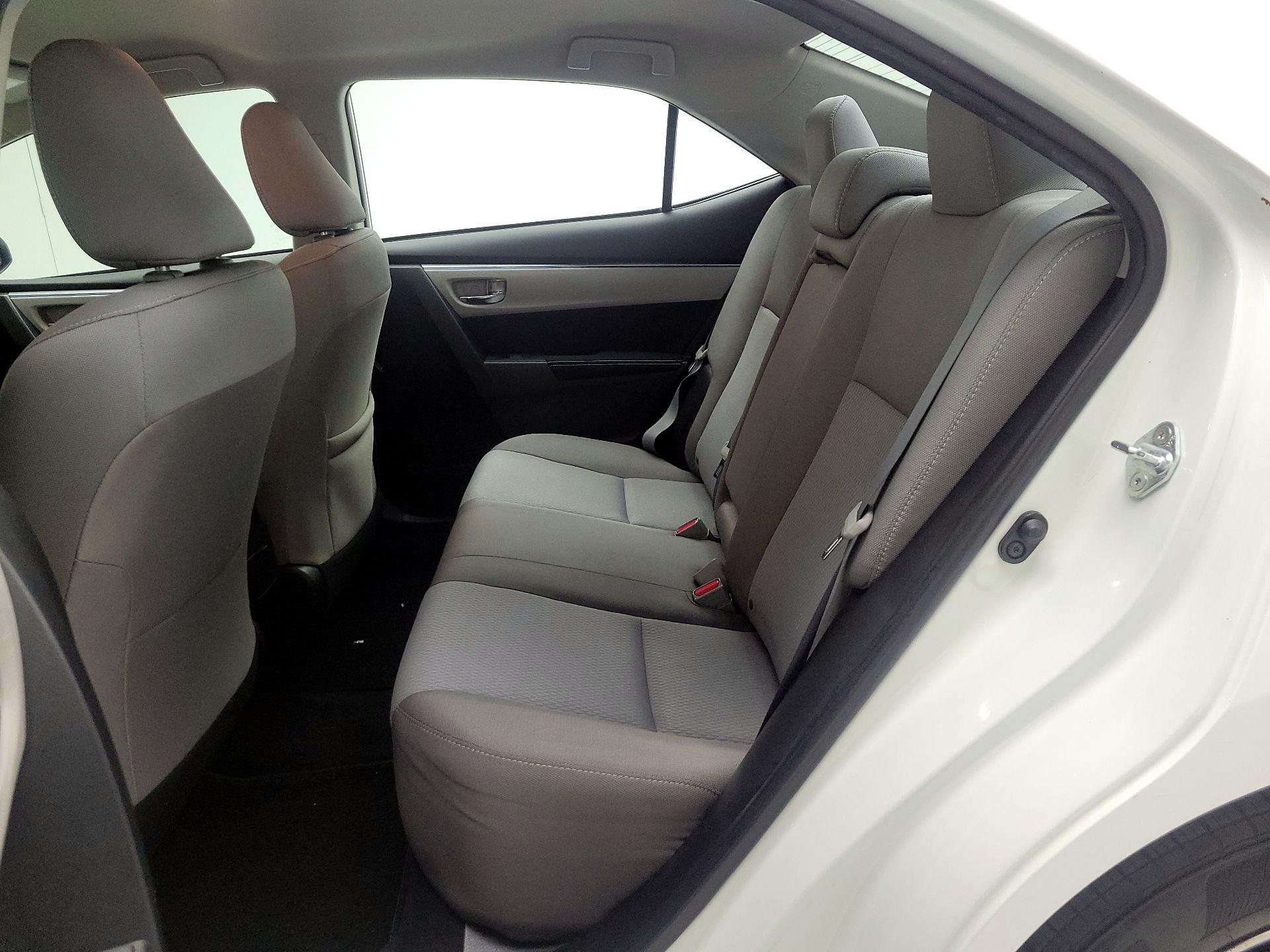 Thumbnail: 2016 Toyota Corolla - 17