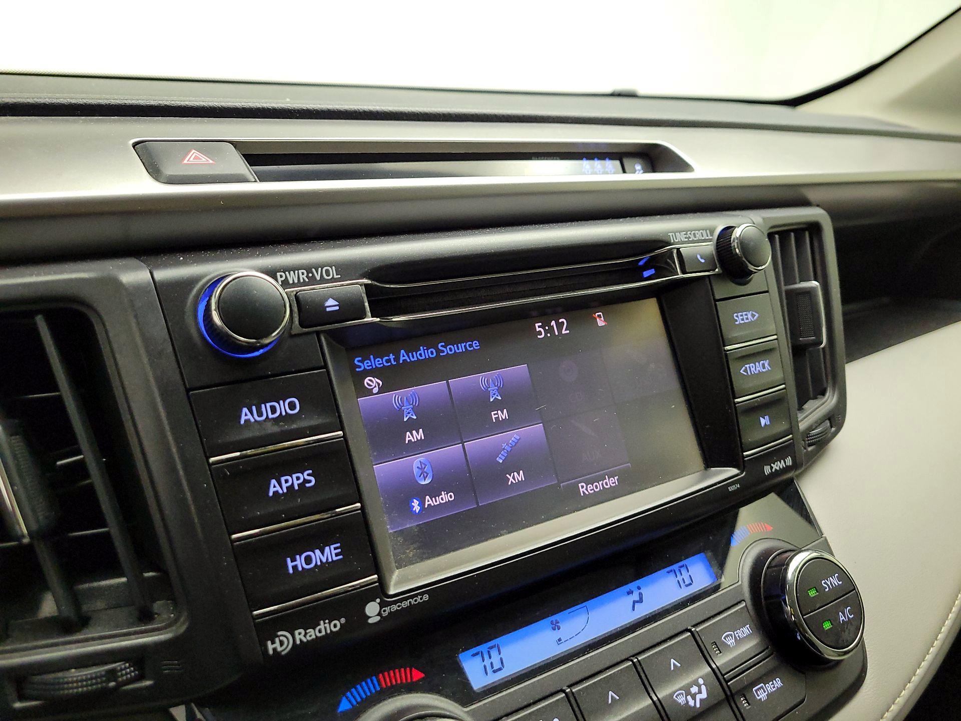 Thumbnail: 2018 Toyota RAV4 - 15