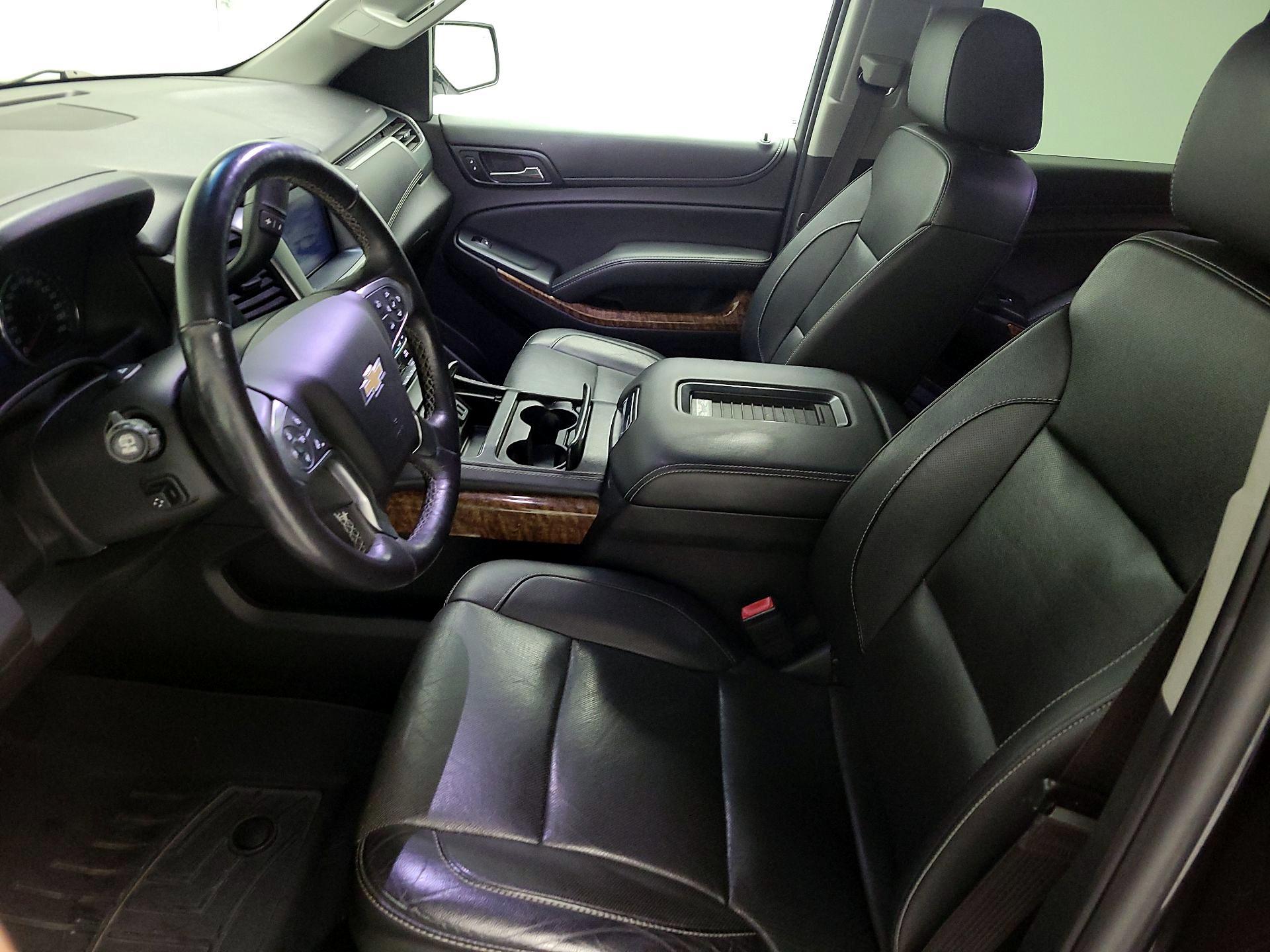 Thumbnail: 2017 Chevrolet Tahoe - 11