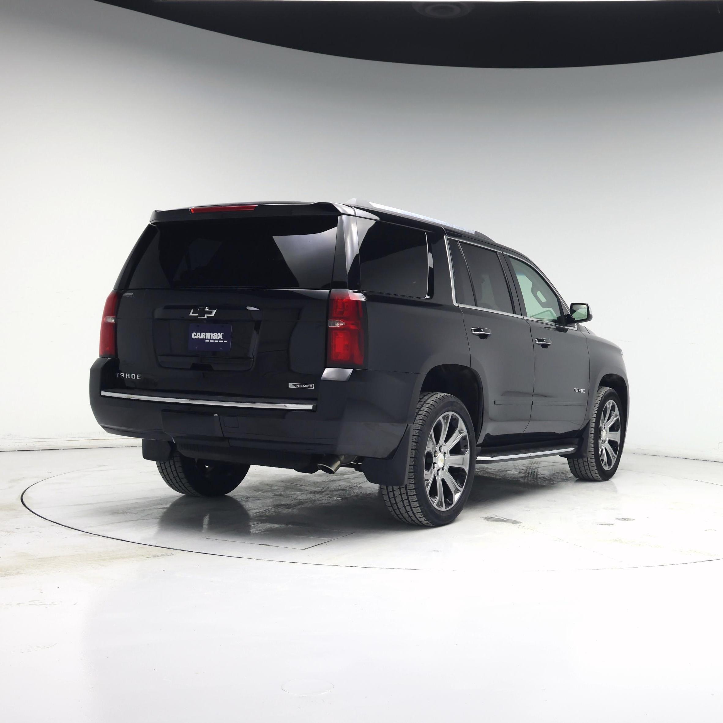 Thumbnail: 2017 Chevrolet Tahoe - 8