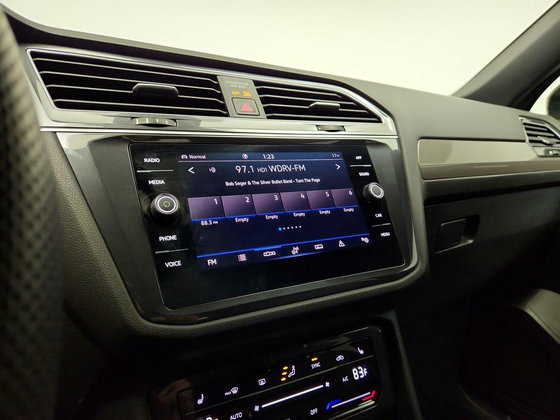 Thumbnail: 2024 Volkswagen Tiguan - 15