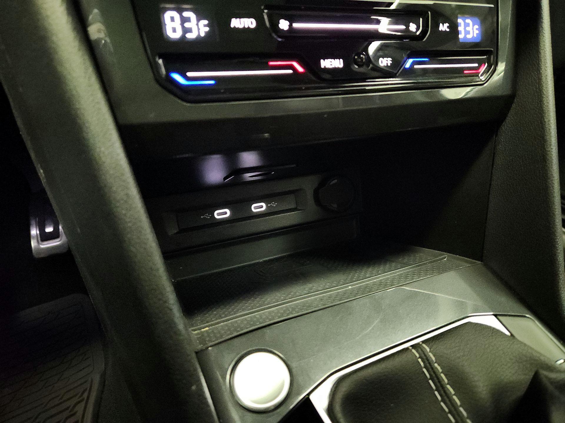 Thumbnail: 2024 Volkswagen Tiguan - 18