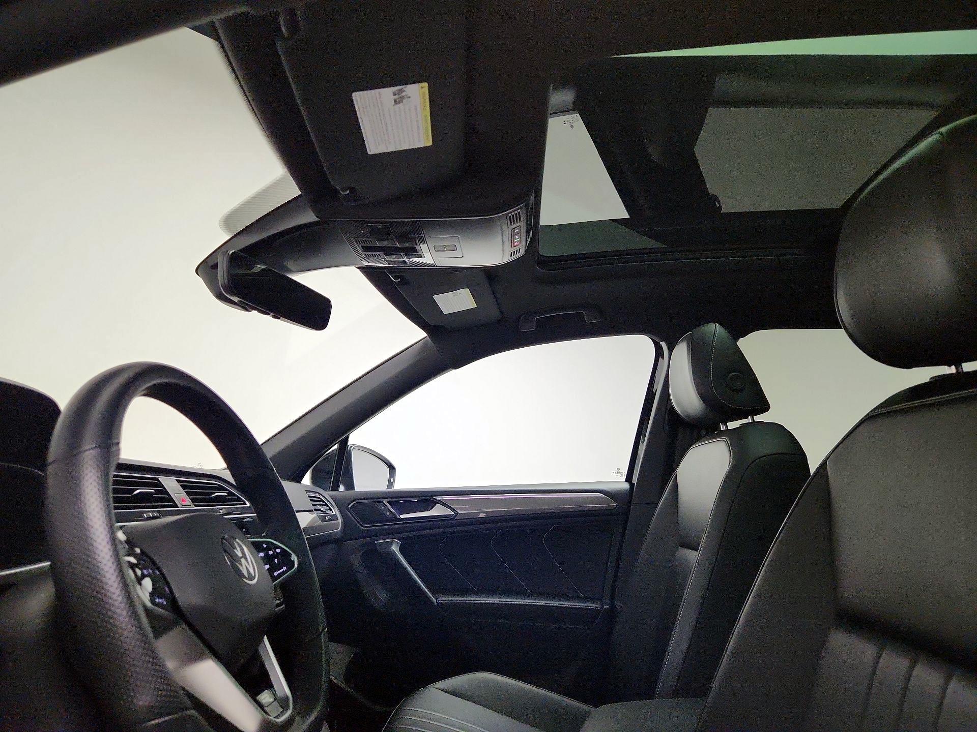 Thumbnail: 2024 Volkswagen Tiguan - 19