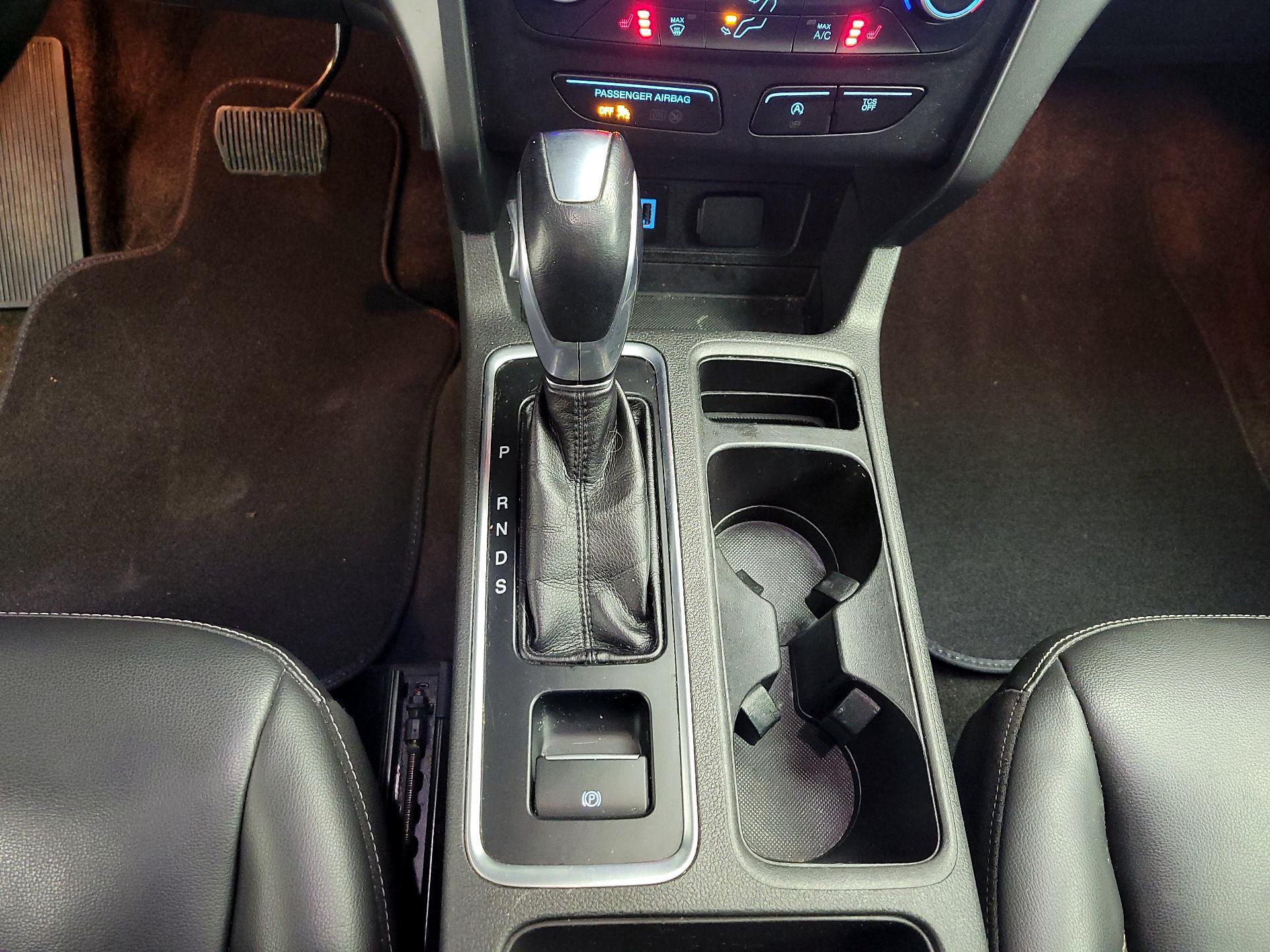 Thumbnail: 2019 Ford Escape - 16