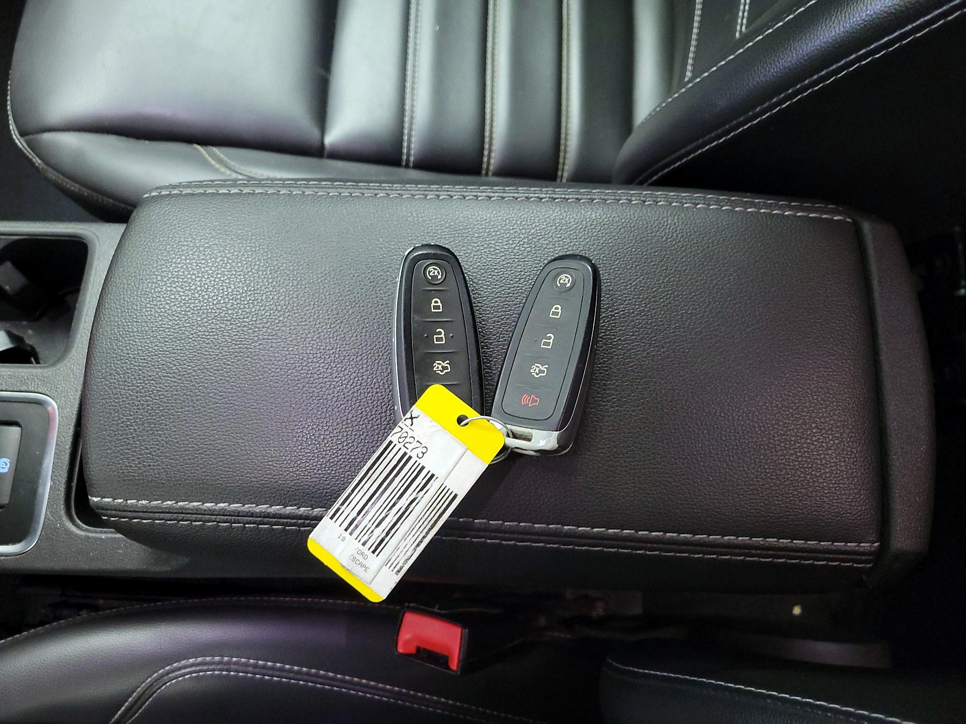 Thumbnail: 2019 Ford Escape - 20