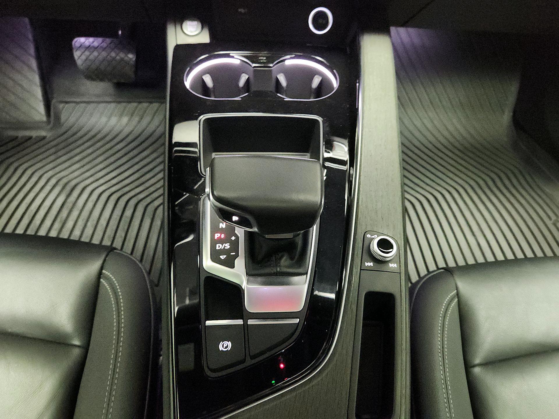 Thumbnail: 2020 Audi A5 - 17