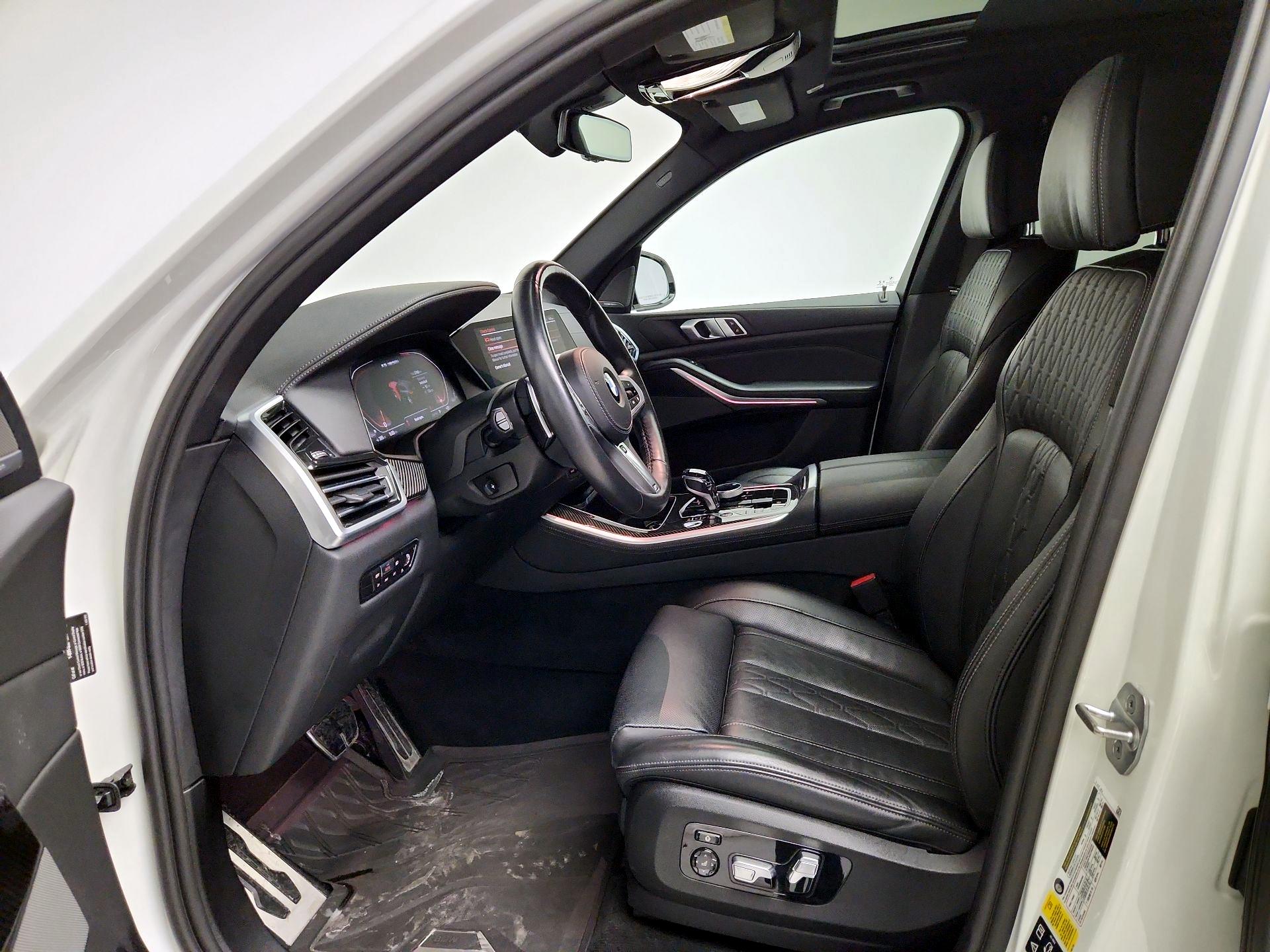 Thumbnail: 2022 BMW X5 - 11