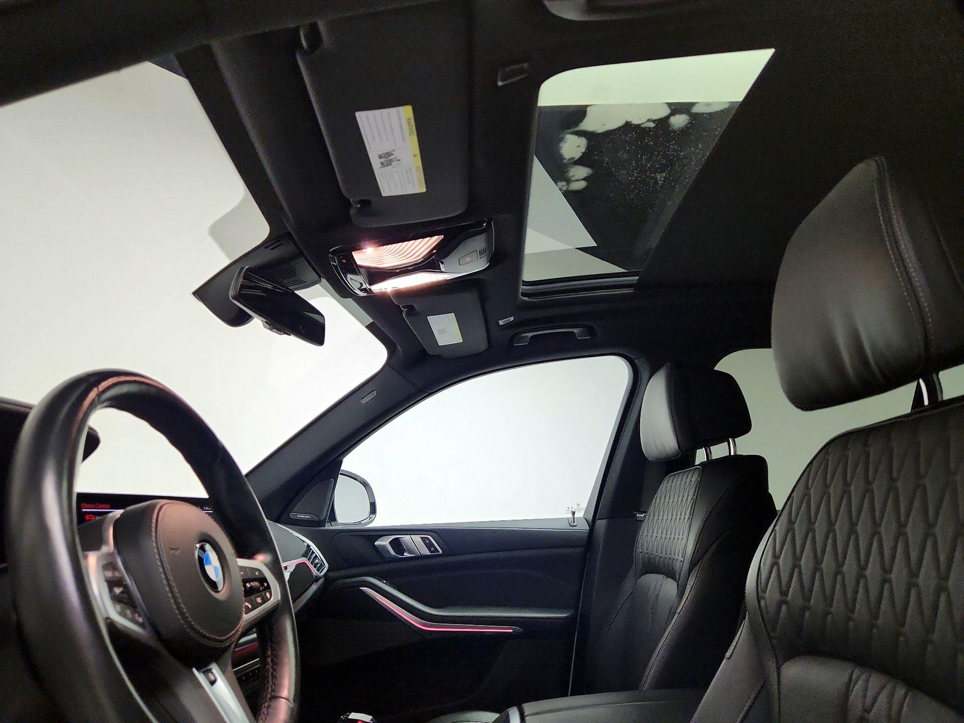 Thumbnail: 2022 BMW X5 - 20