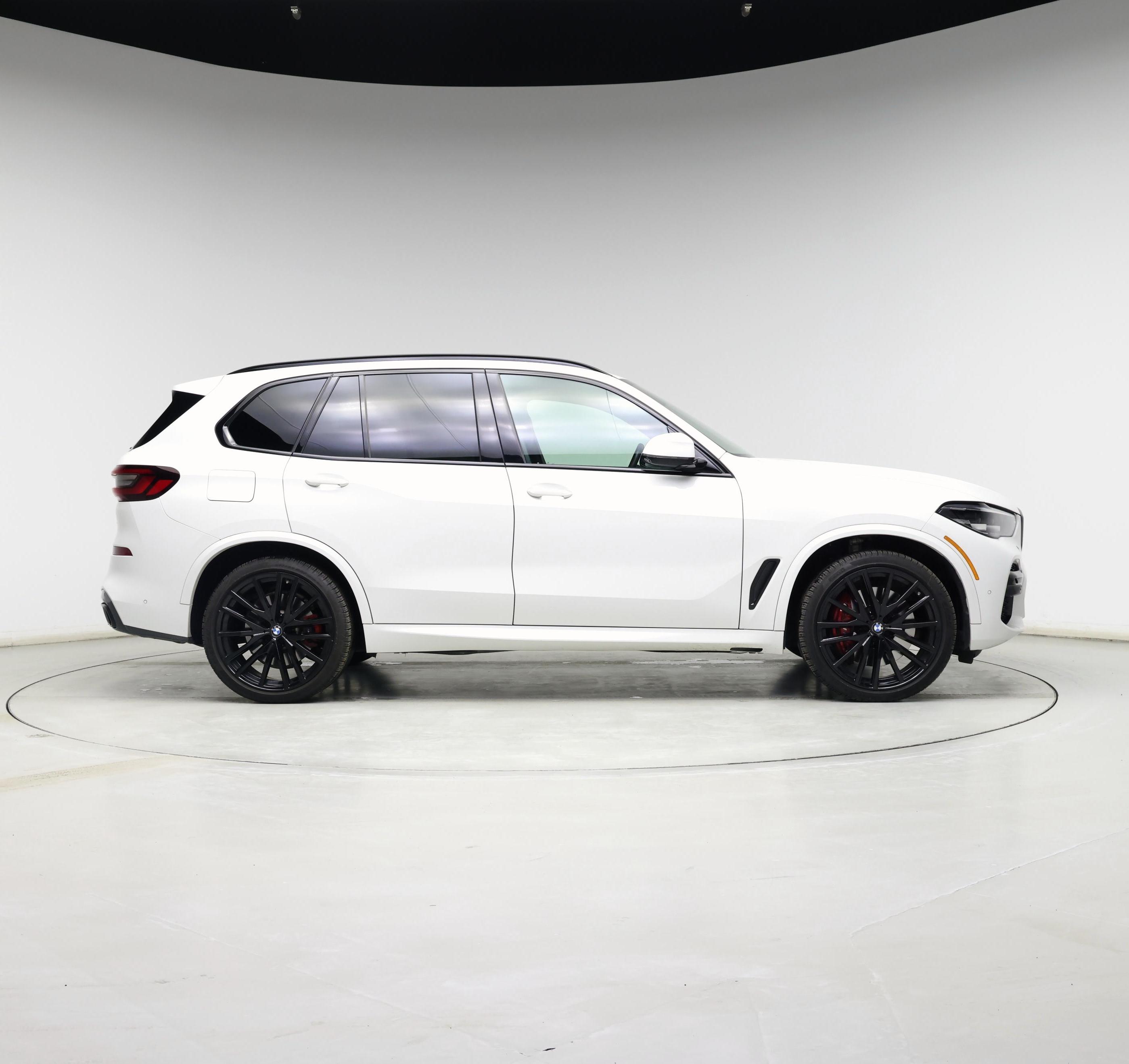 Thumbnail: 2022 BMW X5 - 7