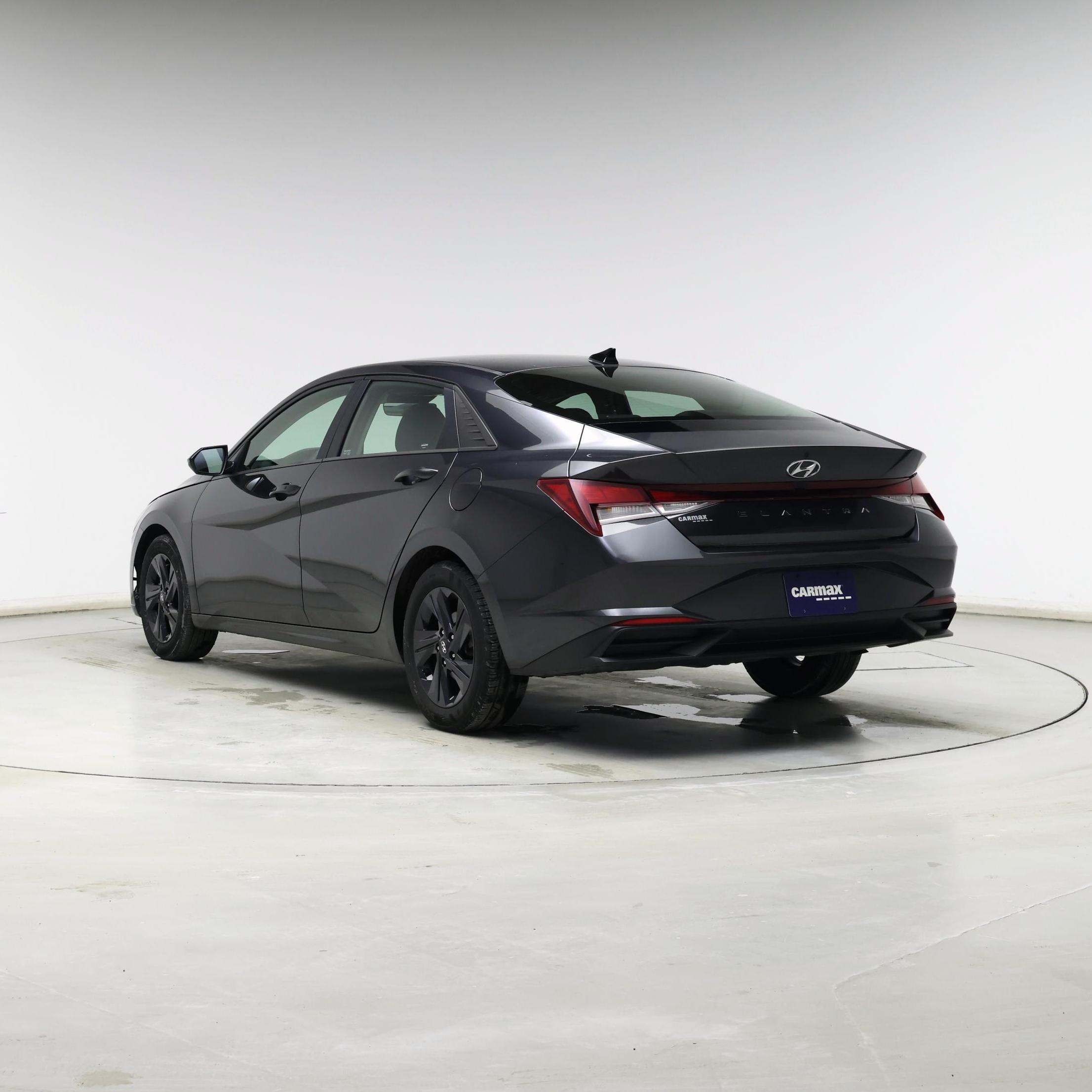 Thumbnail: 2023 Hyundai Elantra - 2