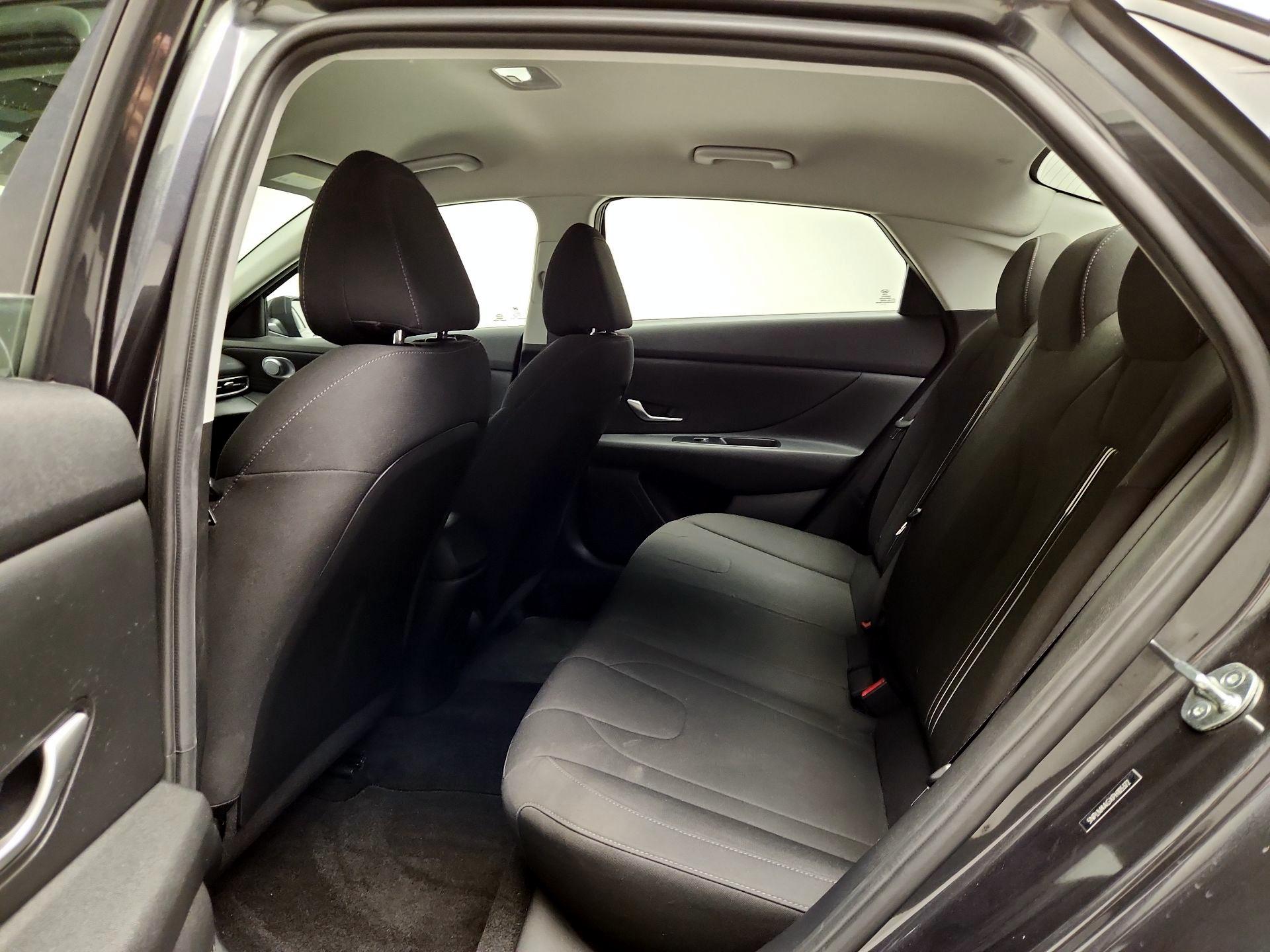 Thumbnail: 2023 Hyundai Elantra - 19