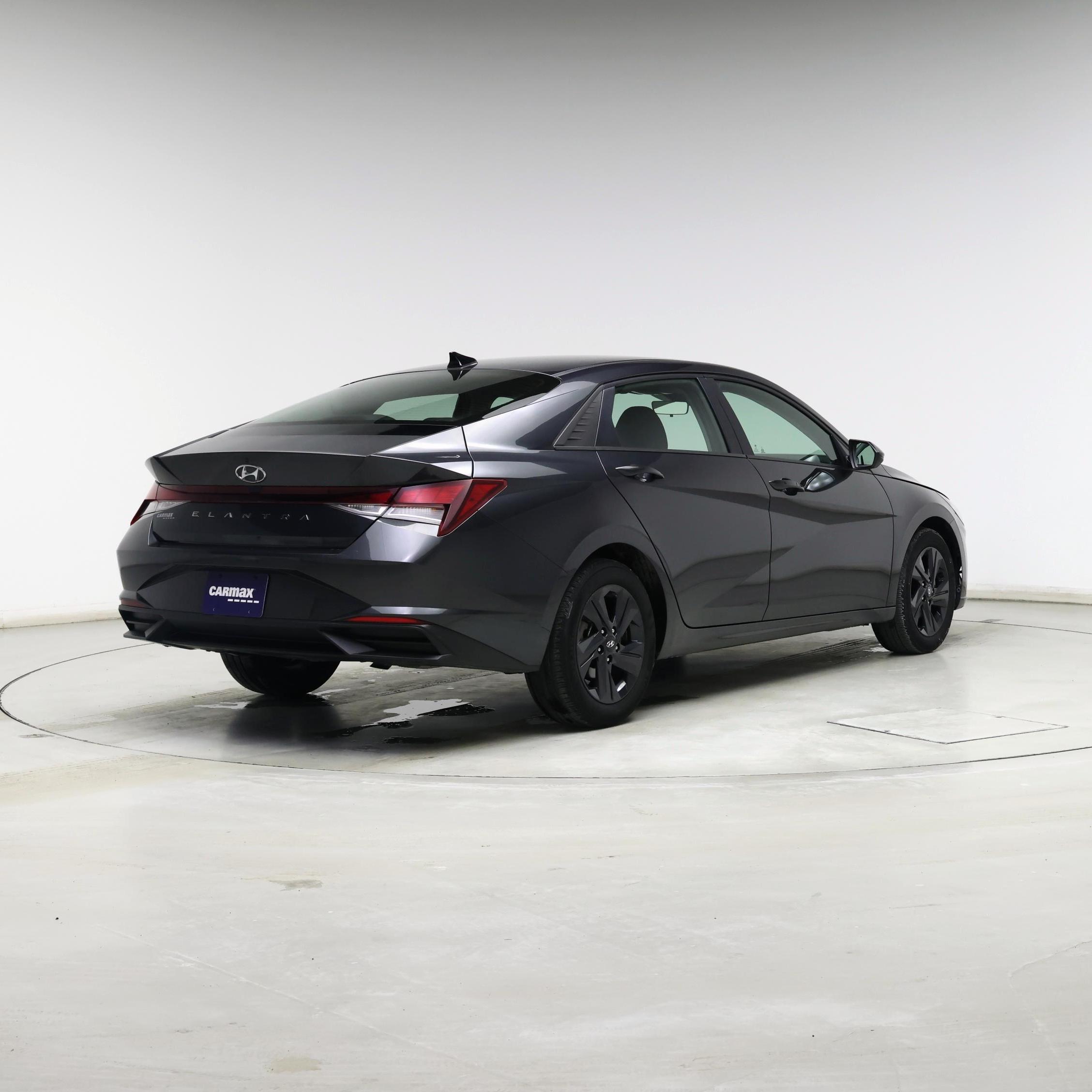 Thumbnail: 2023 Hyundai Elantra - 8