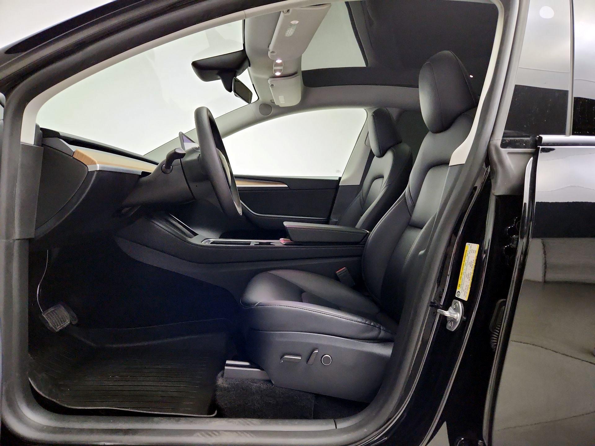 Thumbnail: 2024 Tesla Model Y - 11