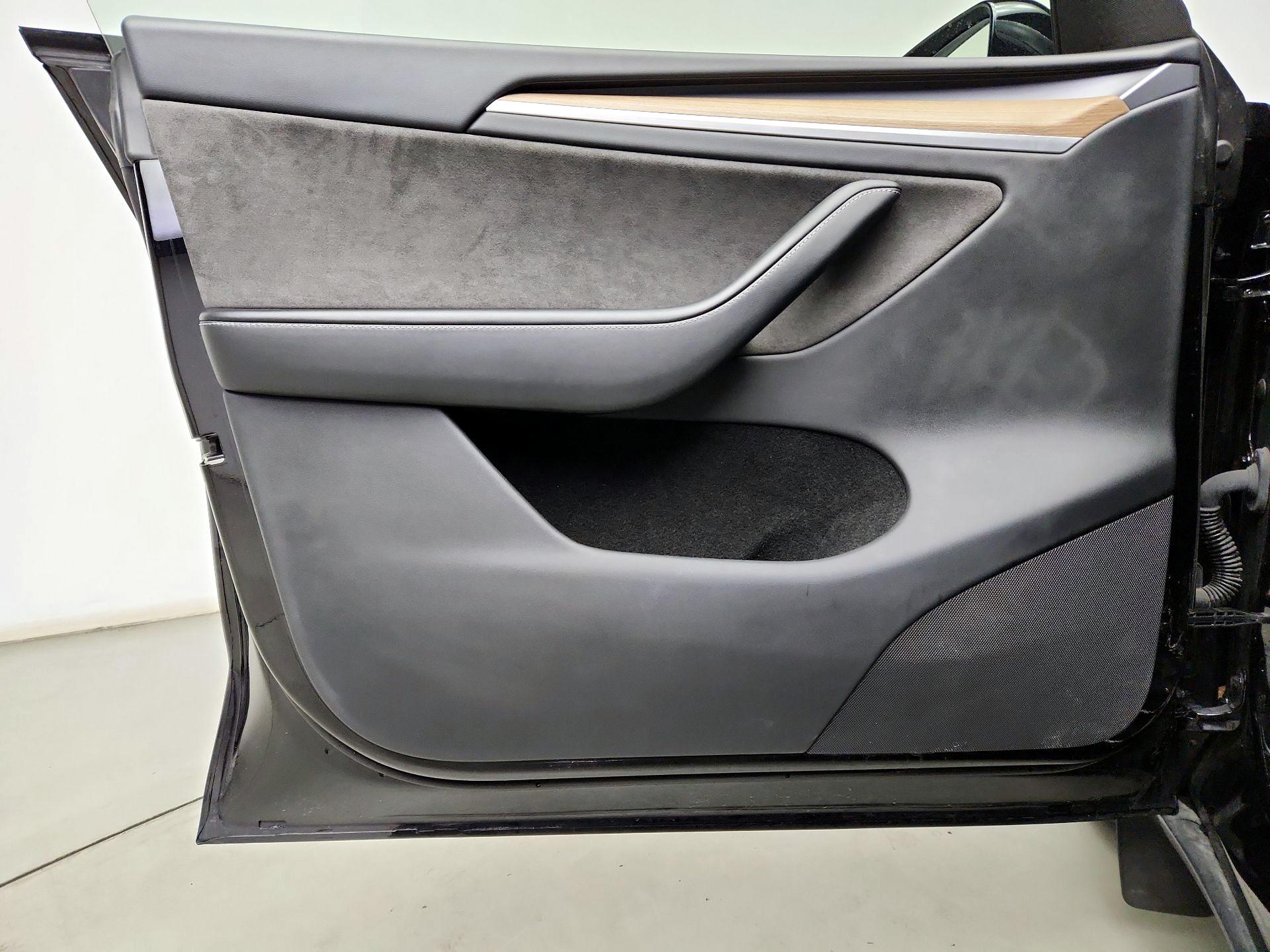 Thumbnail: 2024 Tesla Model Y - 12