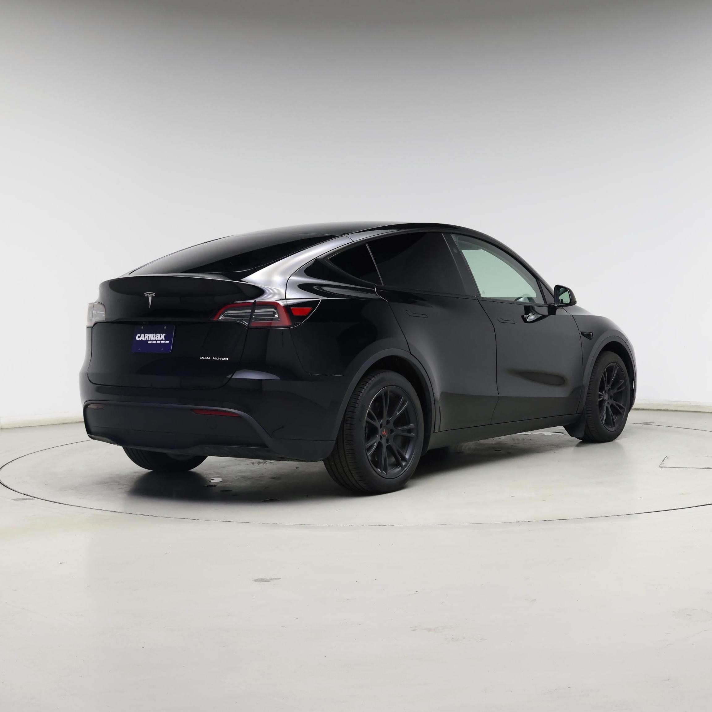 Thumbnail: 2024 Tesla Model Y - 8