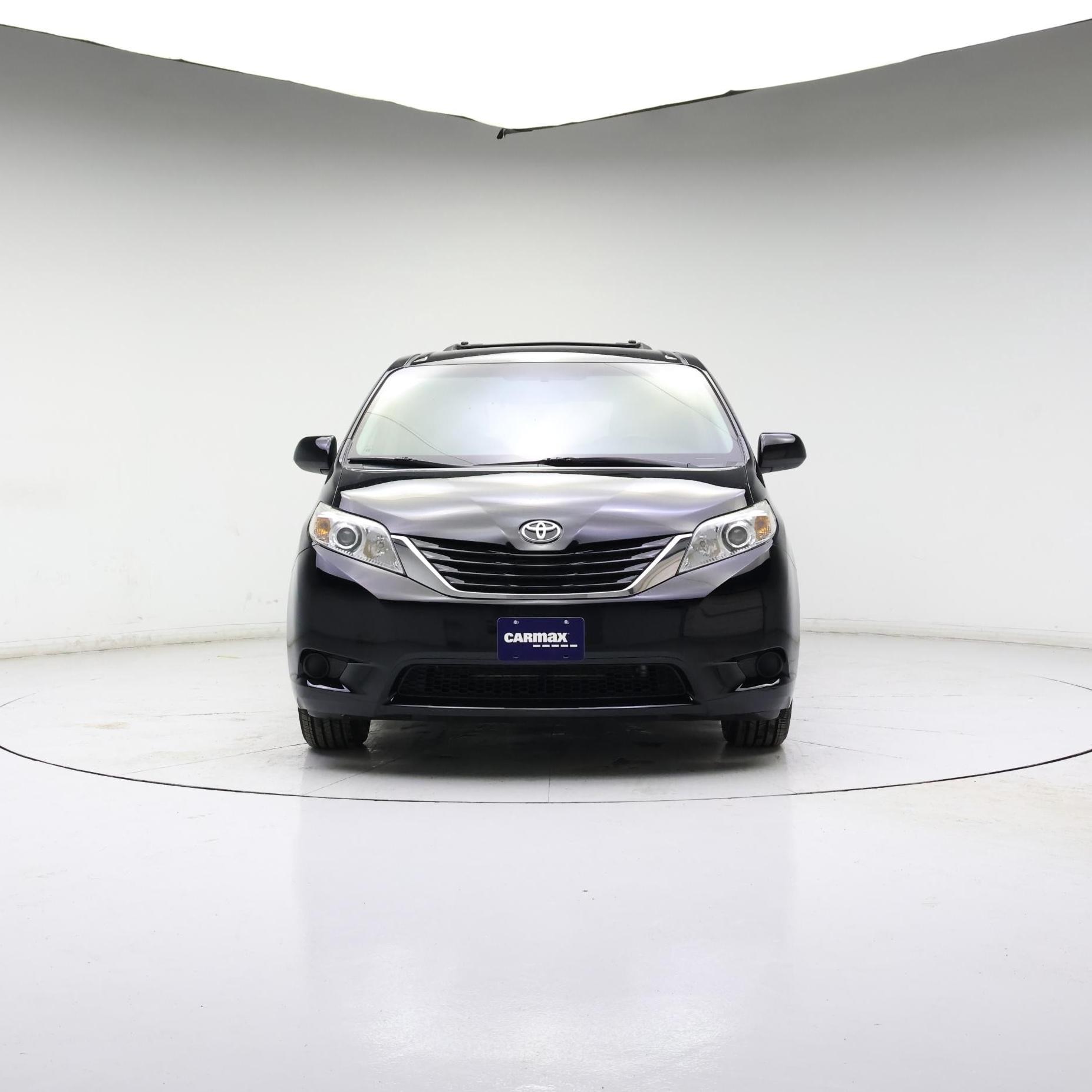 Thumbnail: 2015 Toyota Sienna - 5