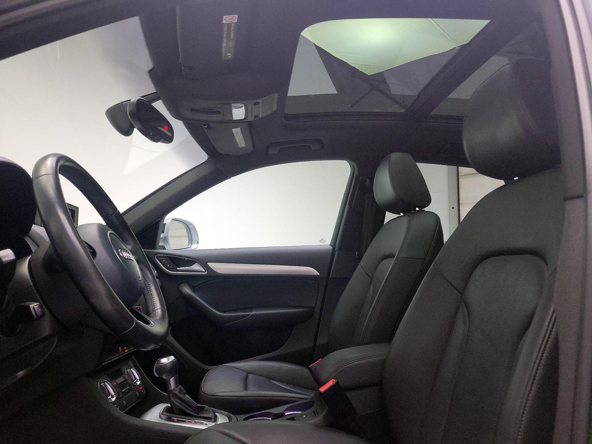 Thumbnail: 2015 Audi Q3 - 18