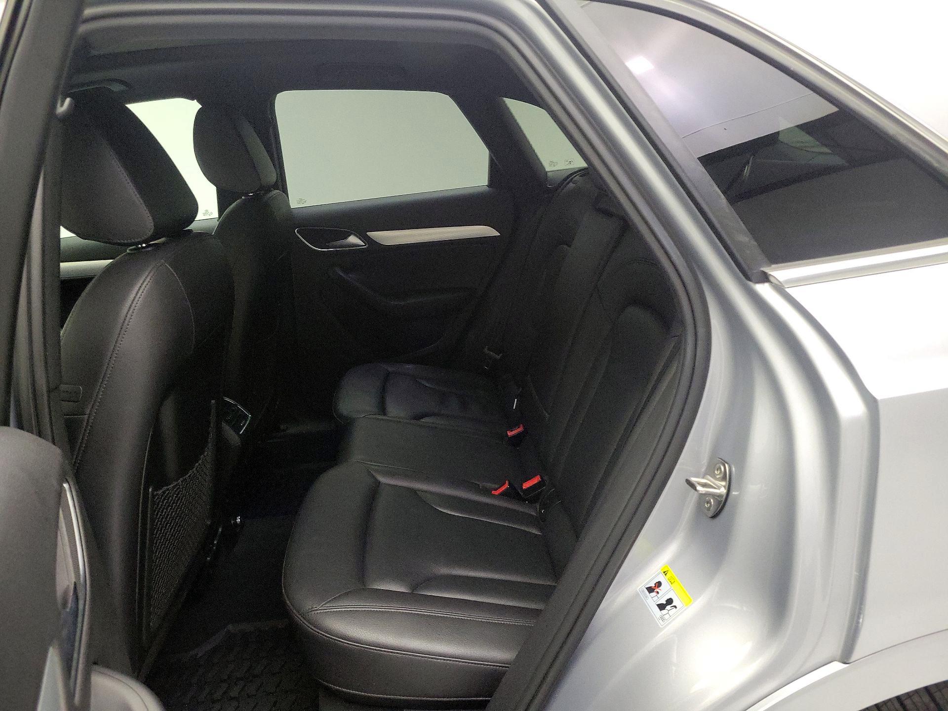 Thumbnail: 2015 Audi Q3 - 19