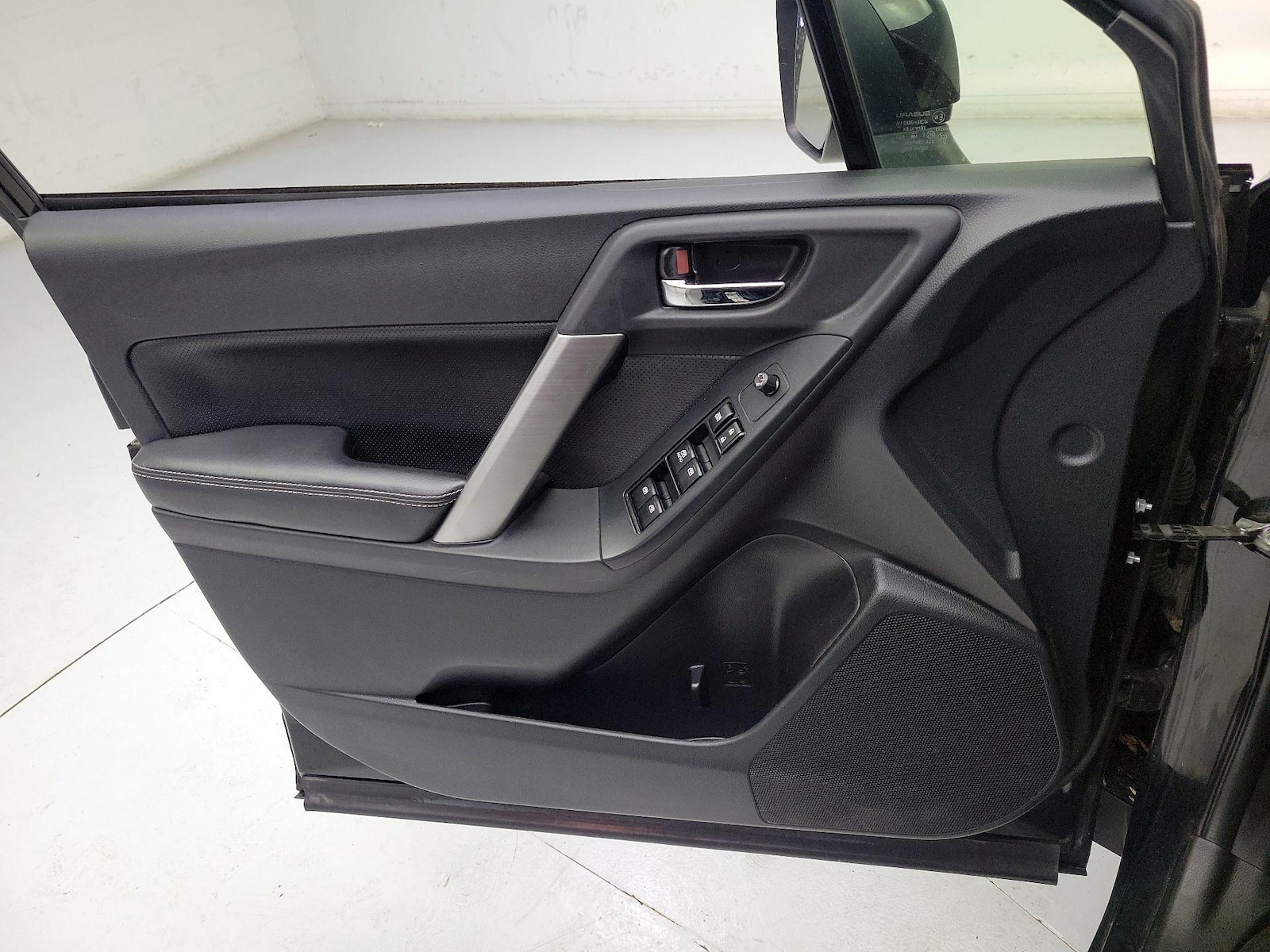 2015 Subaru Forester i Limited - Photo 13
