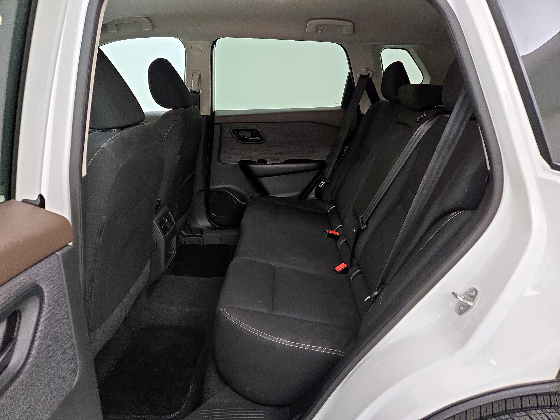 Thumbnail: 2023 Nissan Rogue - 19