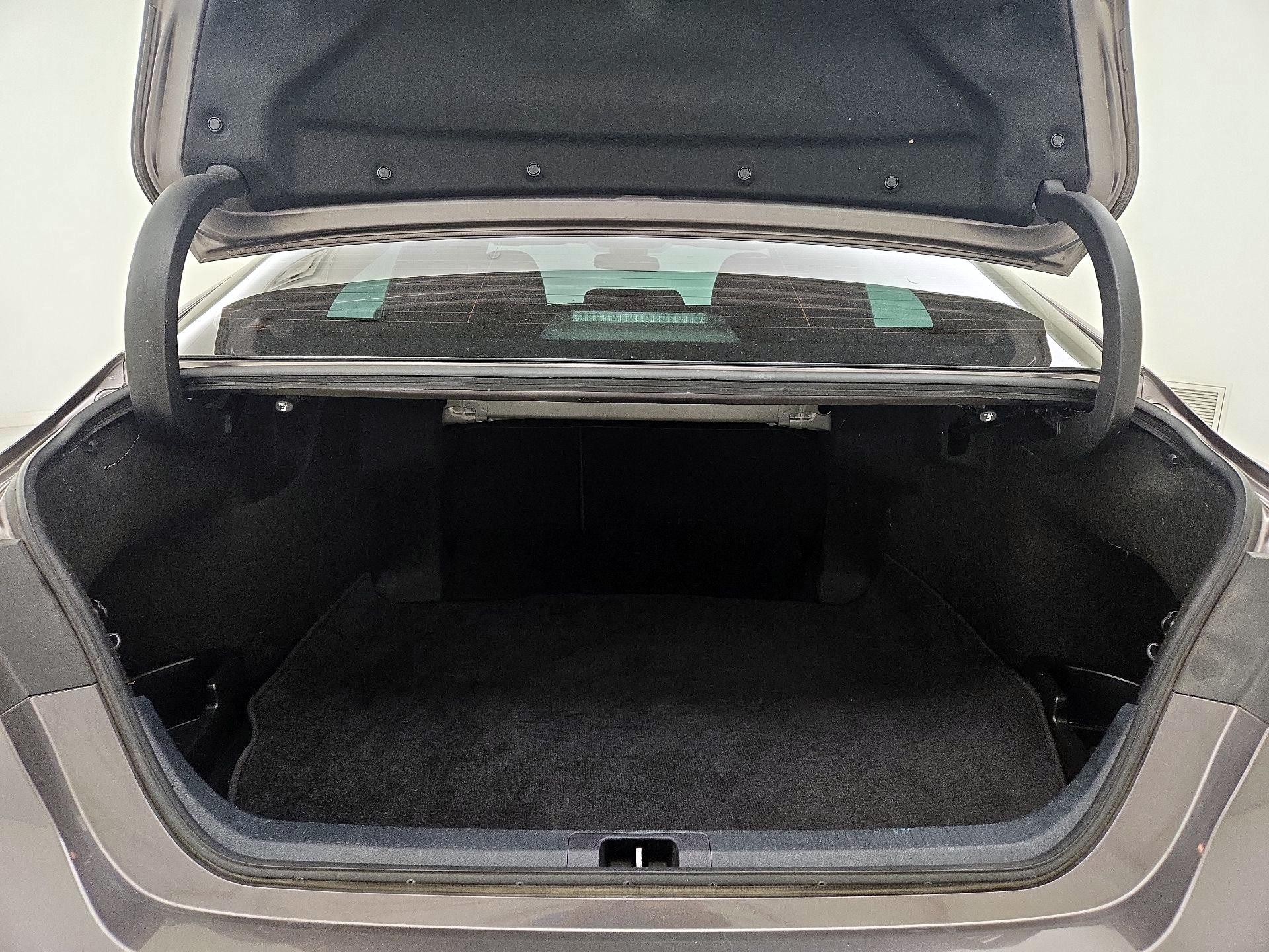 Thumbnail: 2024 Toyota Camry - 20