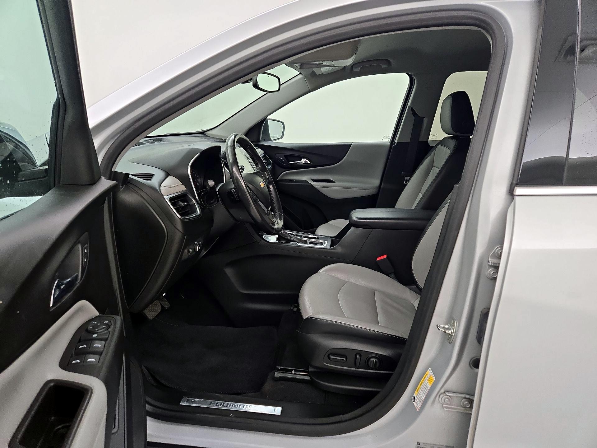 Thumbnail: 2020 Chevrolet Equinox - 11