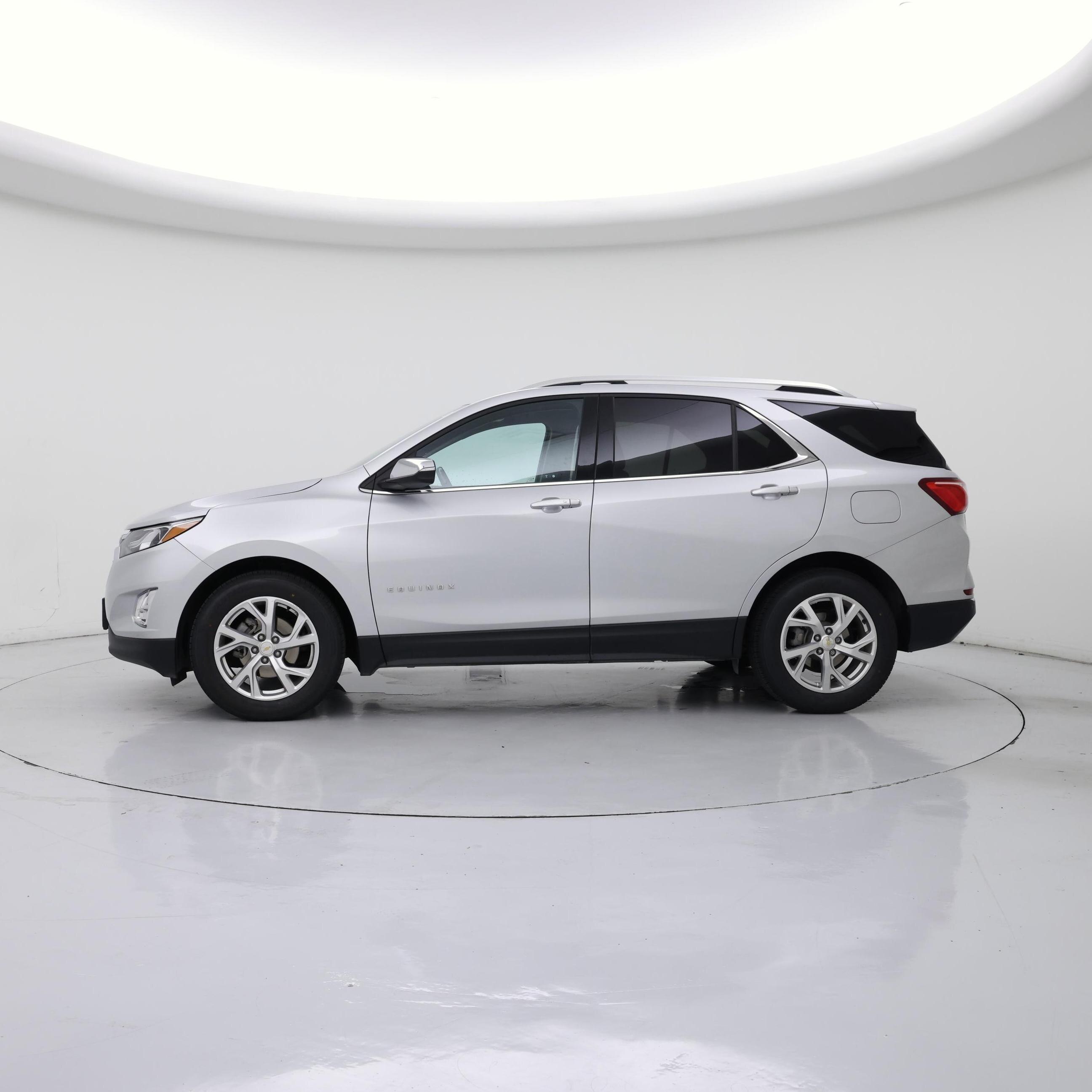 Thumbnail: 2020 Chevrolet Equinox - 3