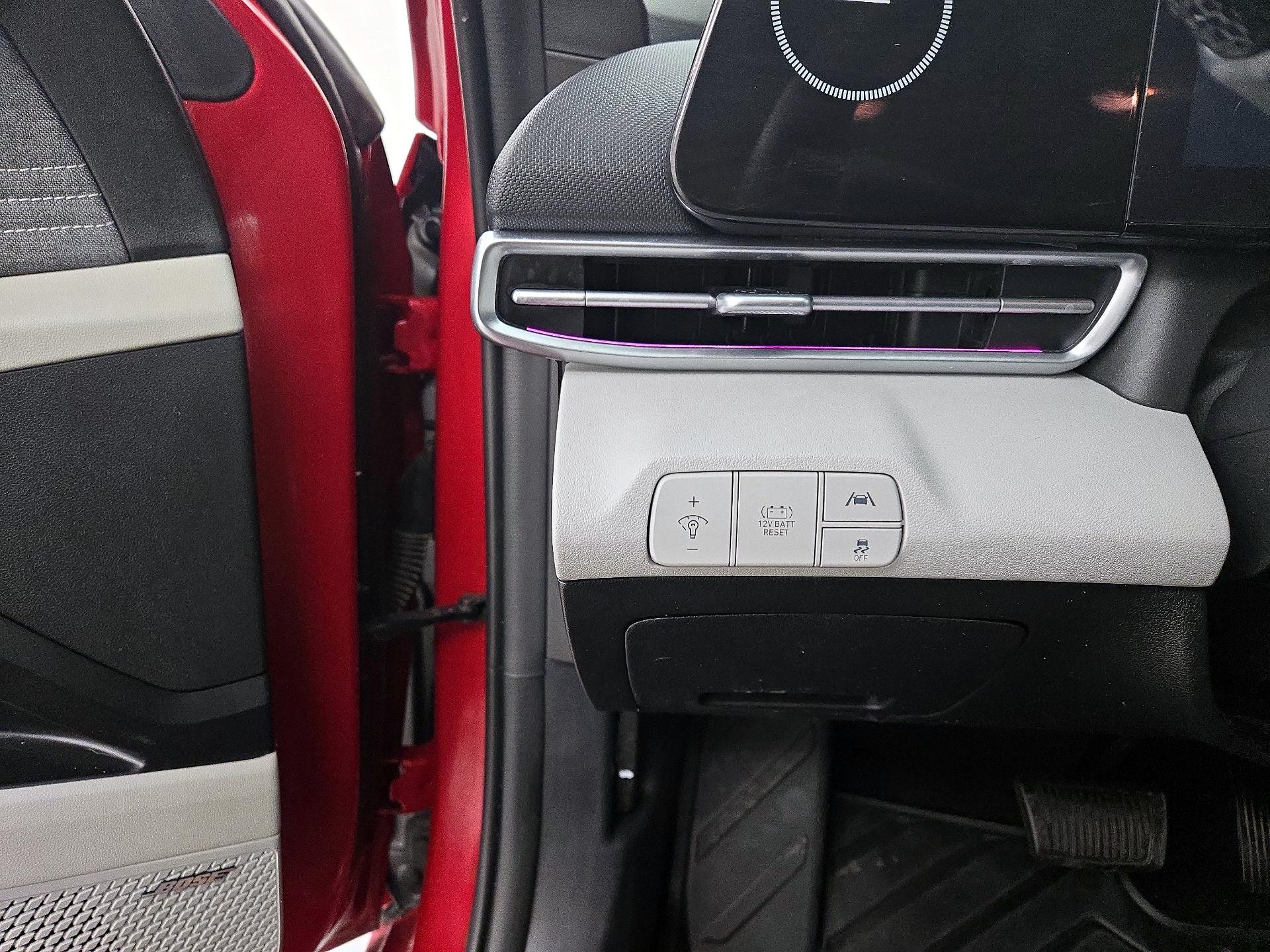 Thumbnail: 2023 Hyundai Elantra - 13