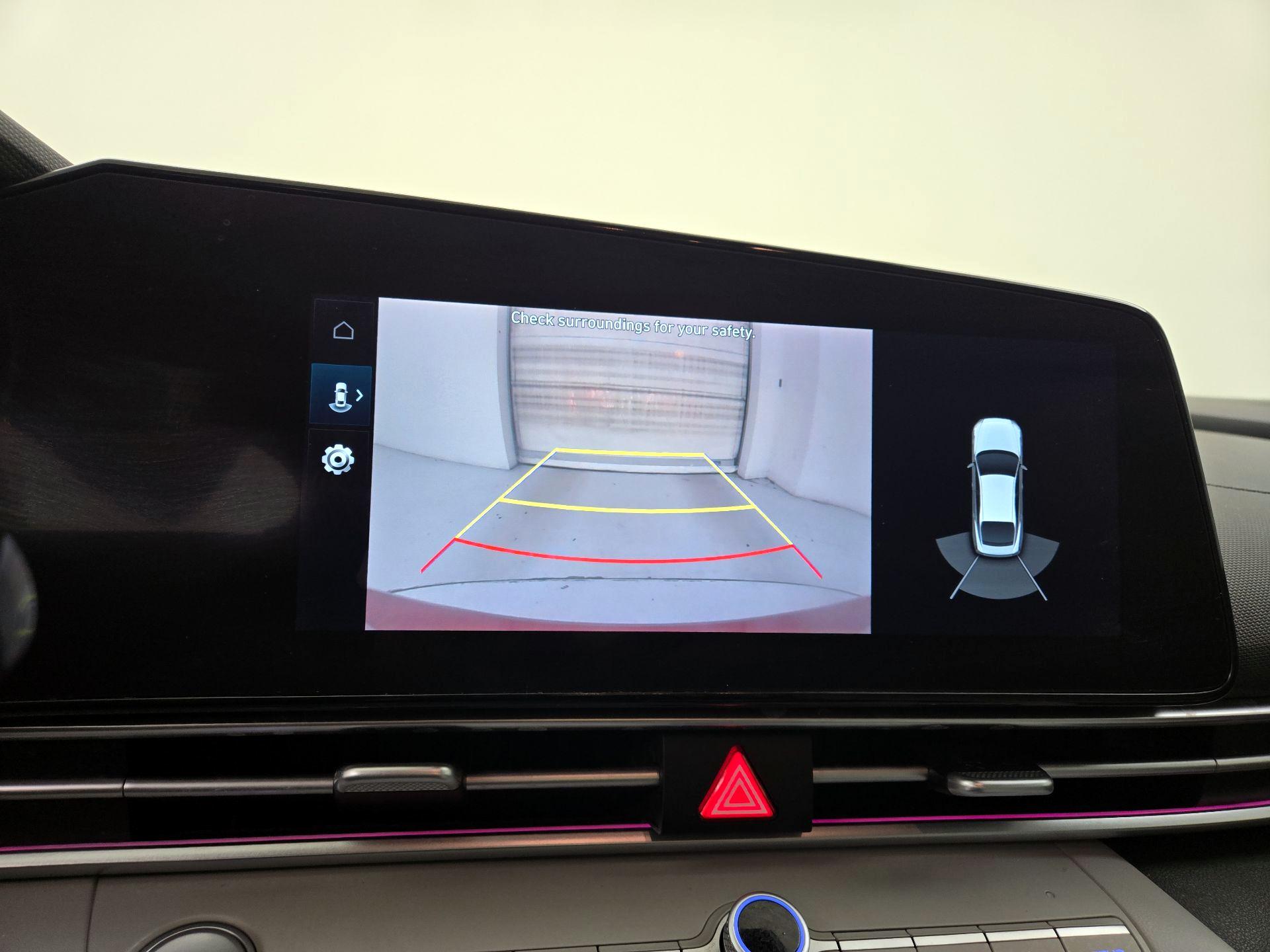 Thumbnail: 2023 Hyundai Elantra - 15