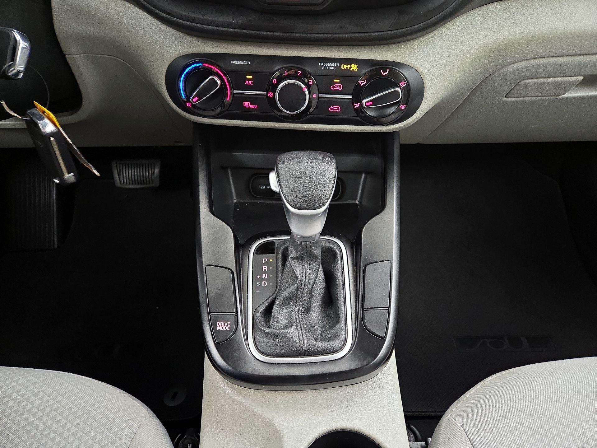 Thumbnail: 2020 Kia Soul - 17