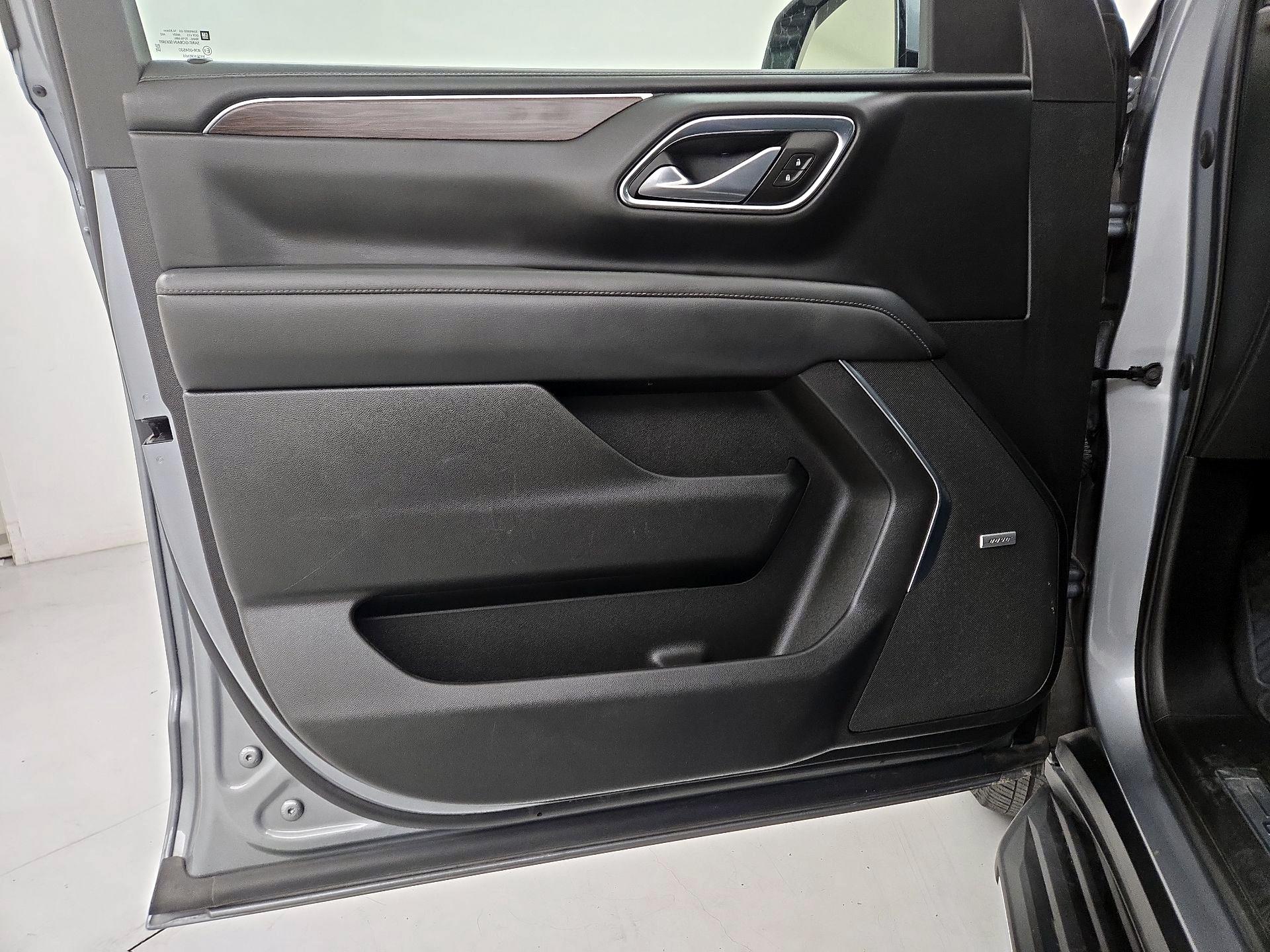 Thumbnail: 2023 Chevrolet Tahoe - 12