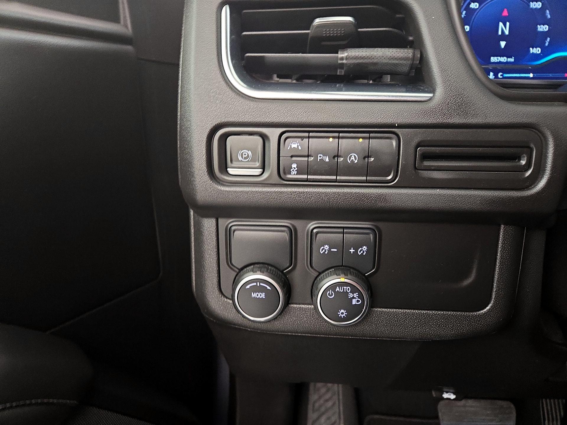 Thumbnail: 2023 Chevrolet Tahoe - 13