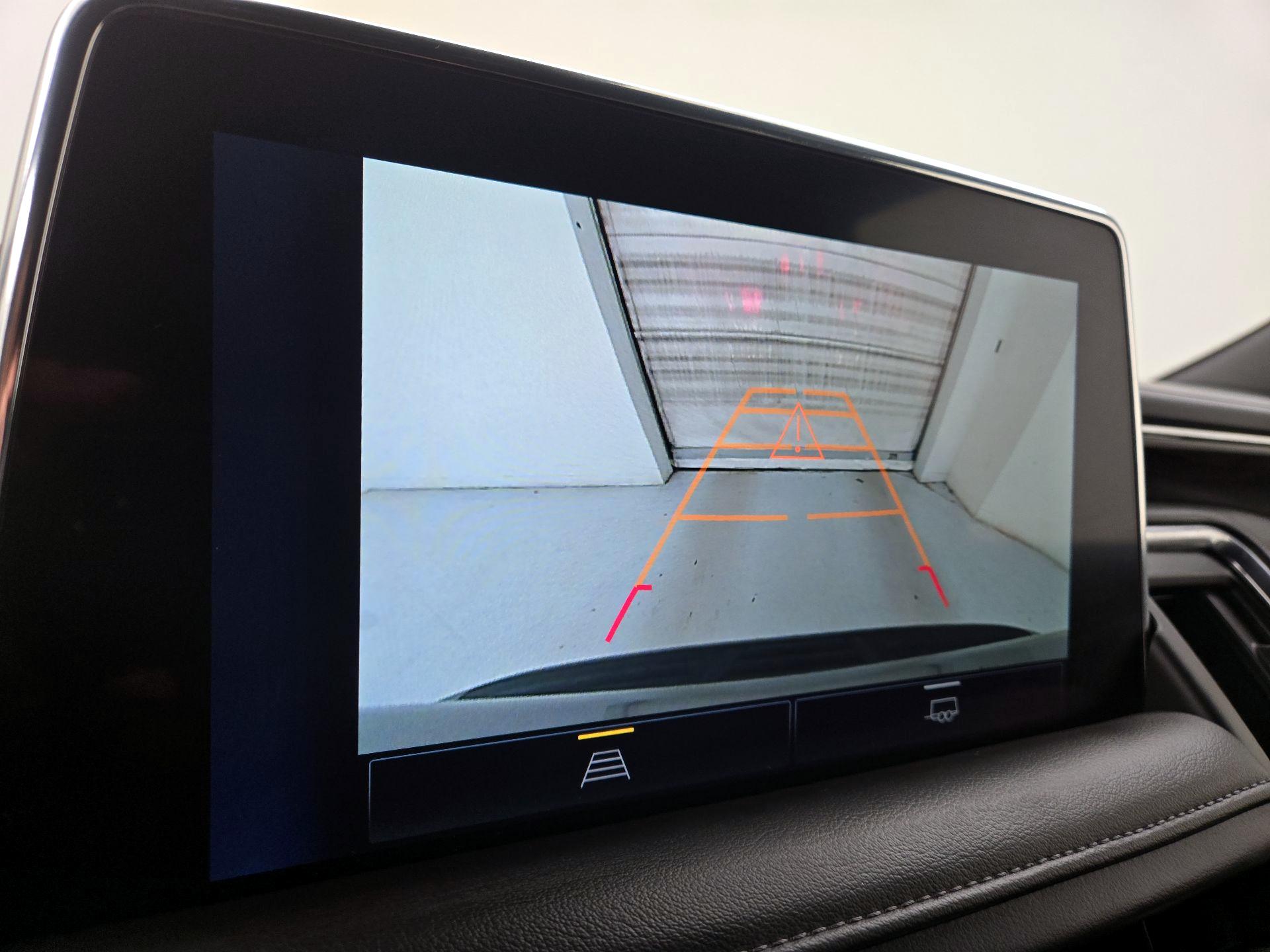 Thumbnail: 2023 Chevrolet Tahoe - 14