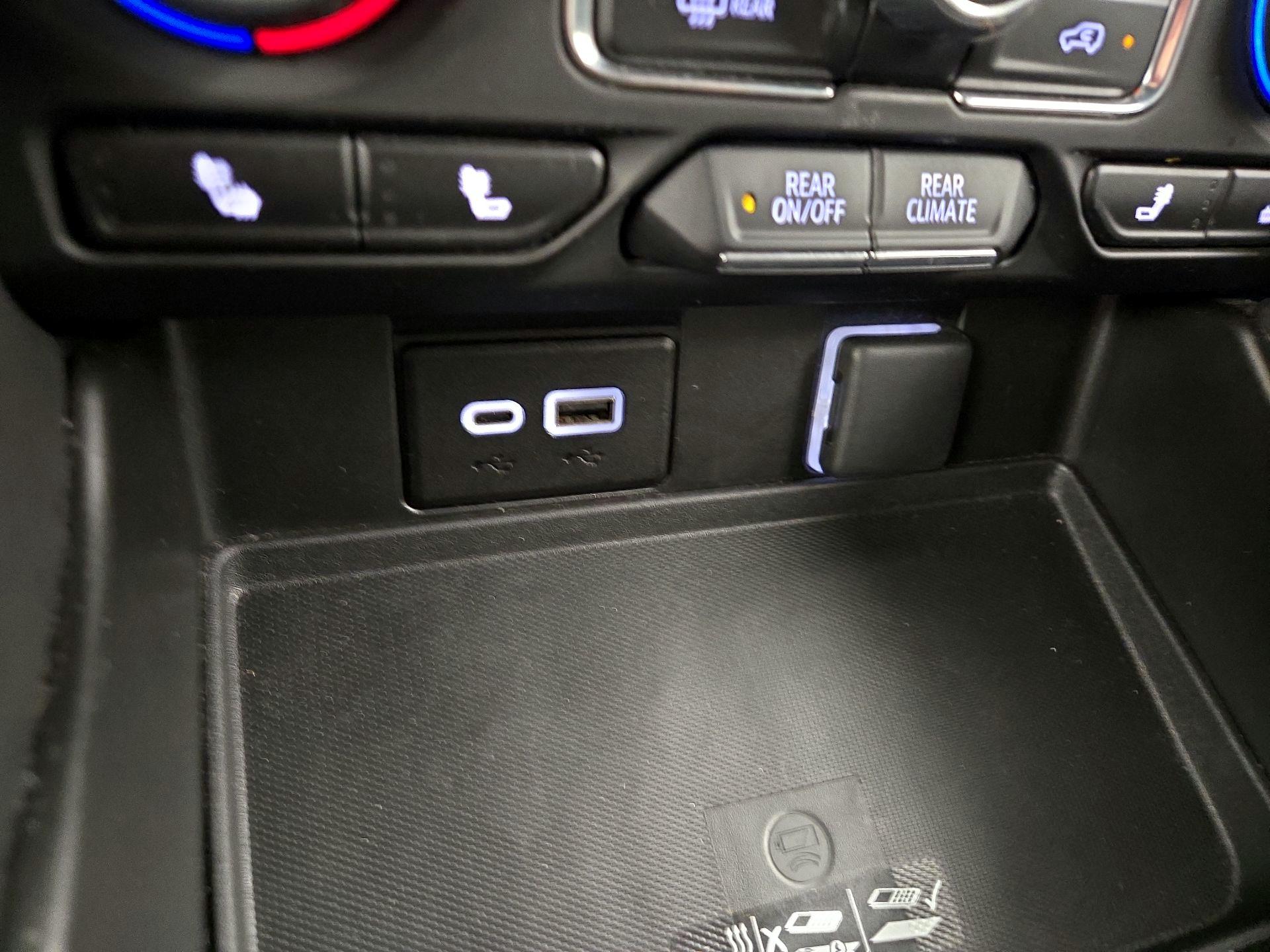 Thumbnail: 2023 Chevrolet Tahoe - 18