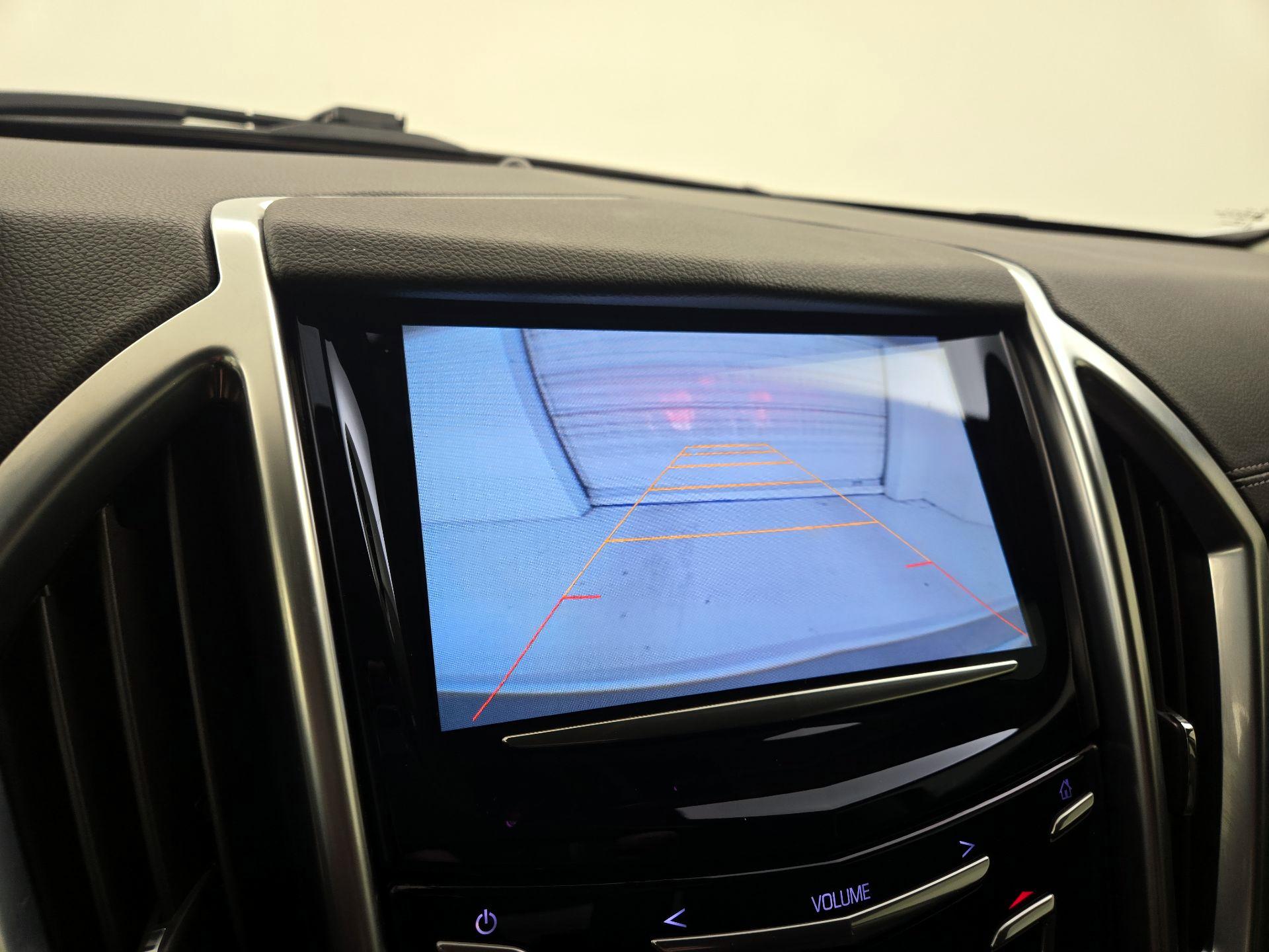 Thumbnail: 2015 Cadillac SRX - 14