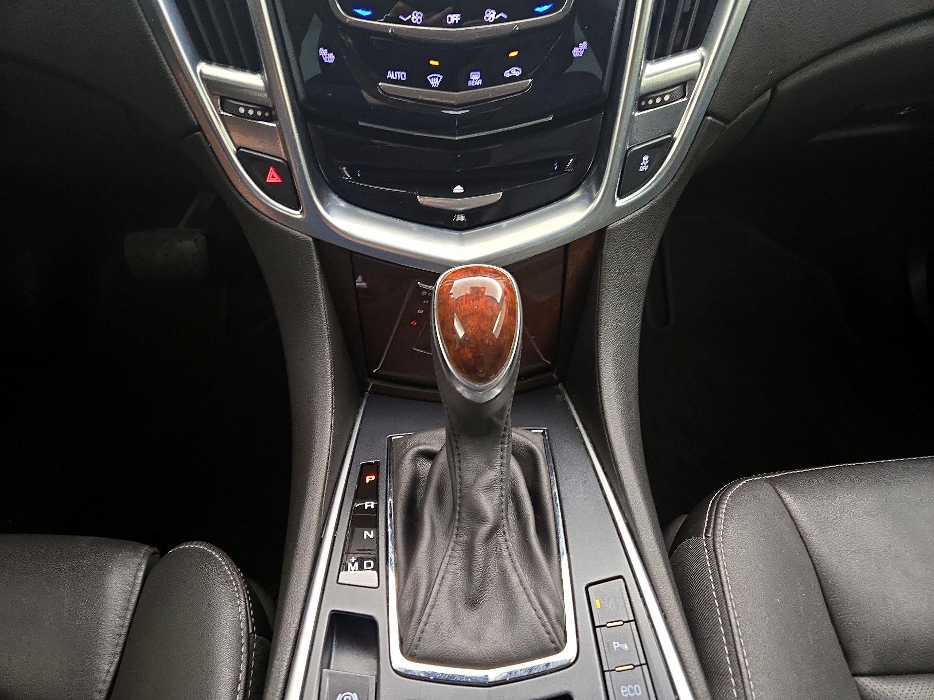 Thumbnail: 2015 Cadillac SRX - 17