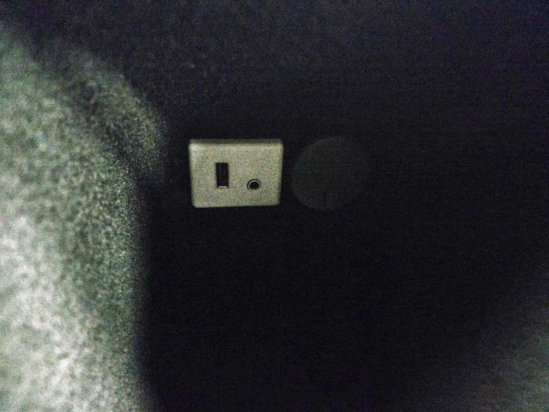 Thumbnail: 2015 Cadillac SRX - 18